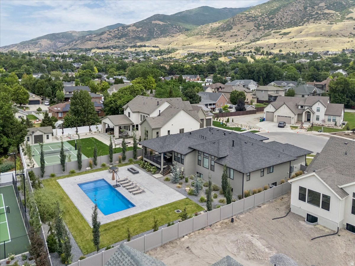 HIDDEN FARM ESTATES - Residential