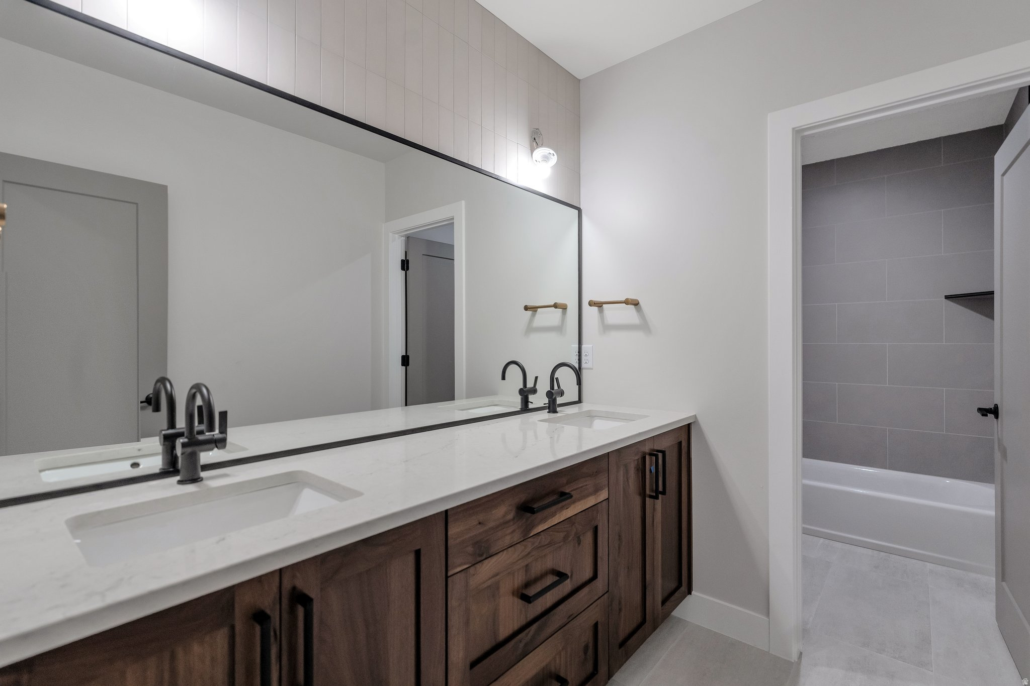 HIDDEN FARM ESTATES - Residential