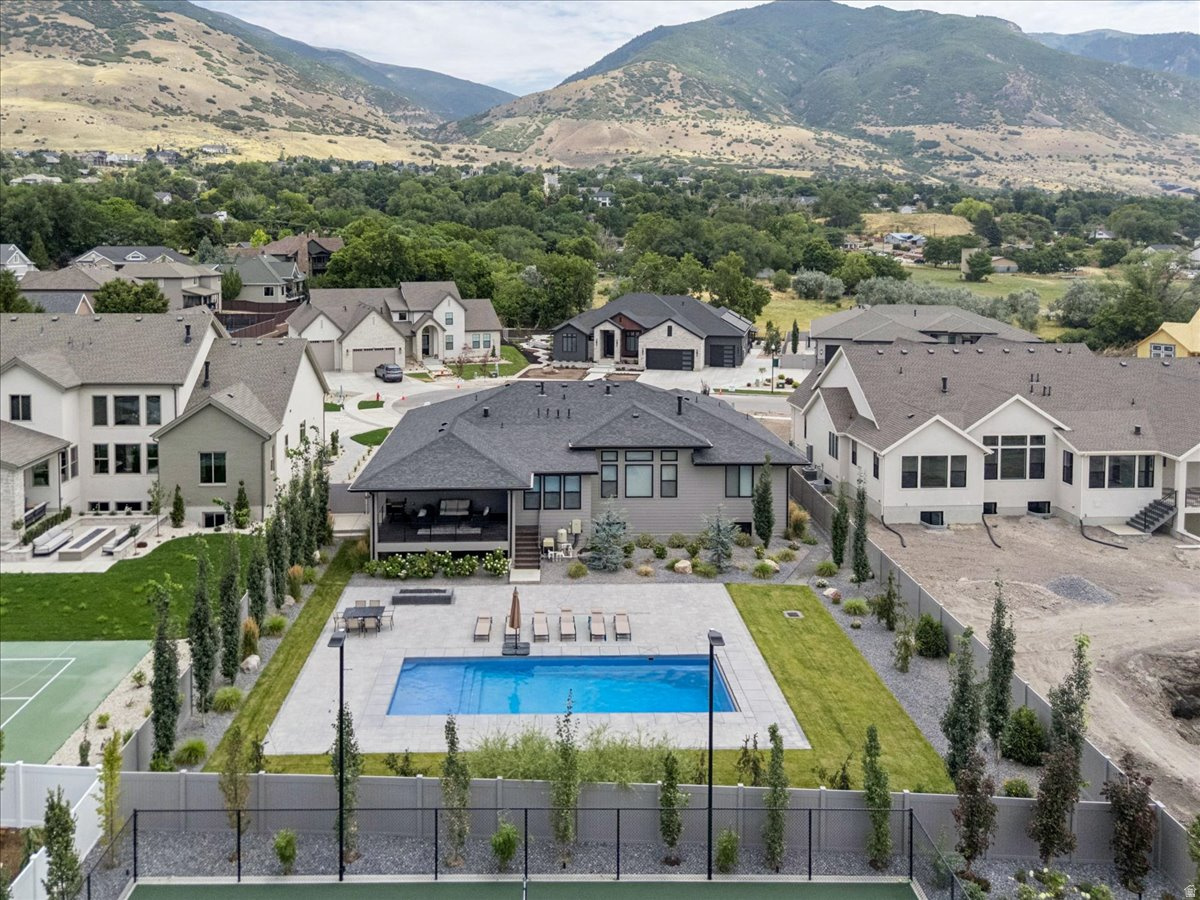 HIDDEN FARM ESTATES - Residential
