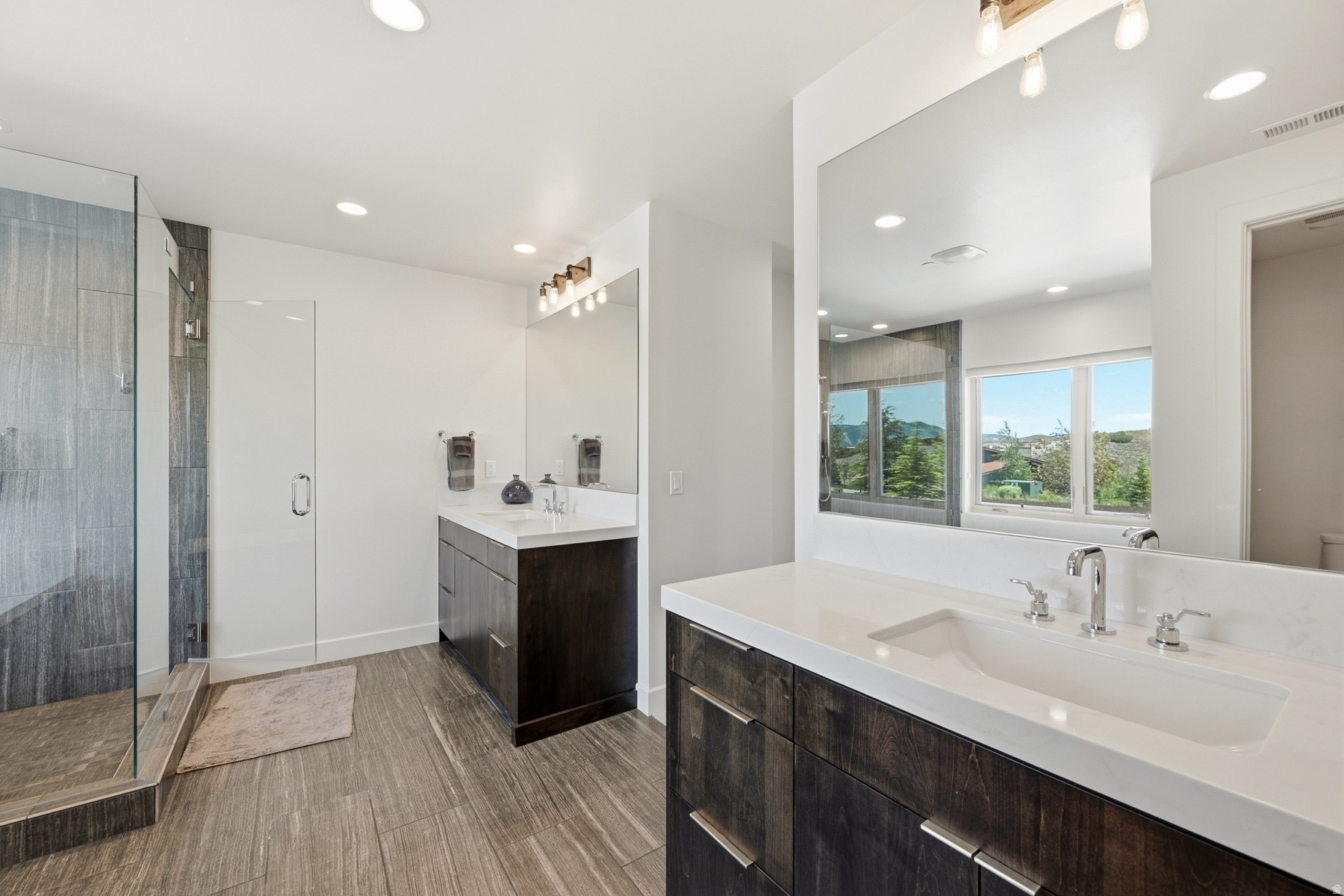 VILLAS AT PAINTED VALLEY - Residential