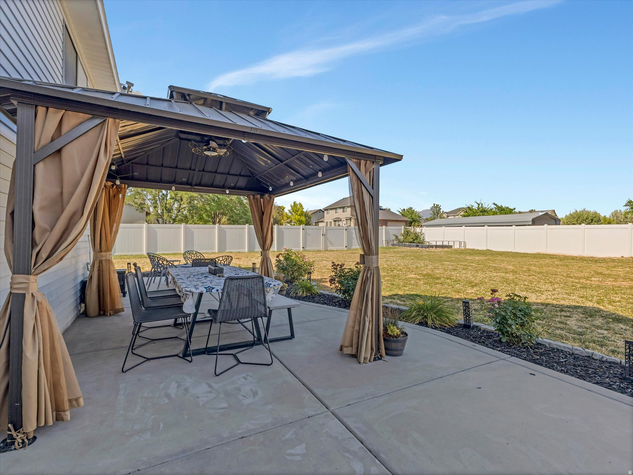 ALLISON ACRES - Residential