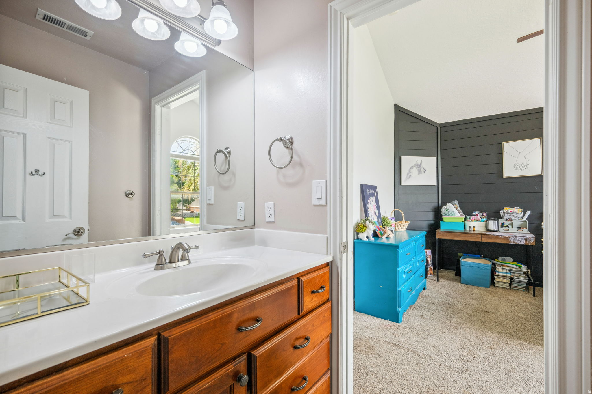 SAGE HOLLOW - Residential