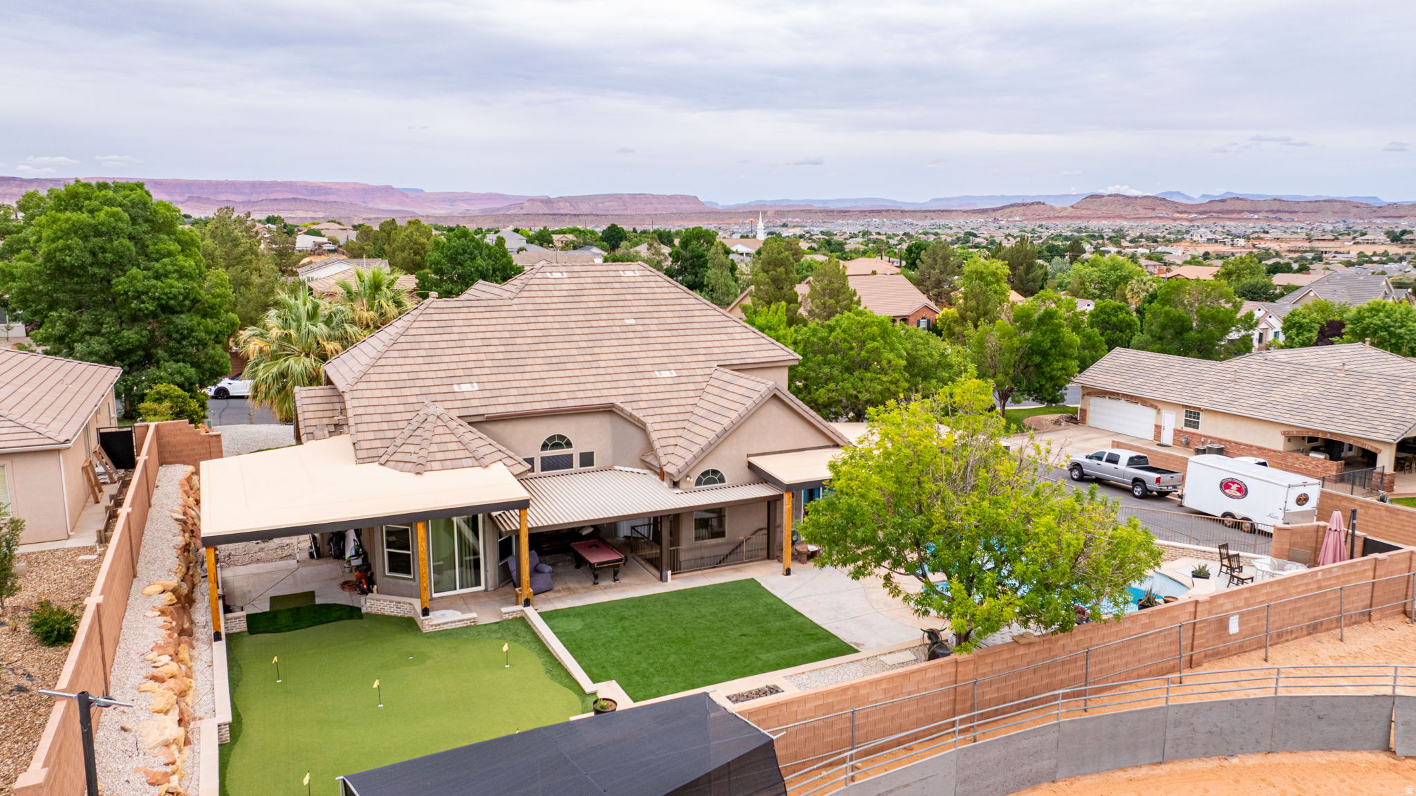 SAGE HOLLOW - Residential