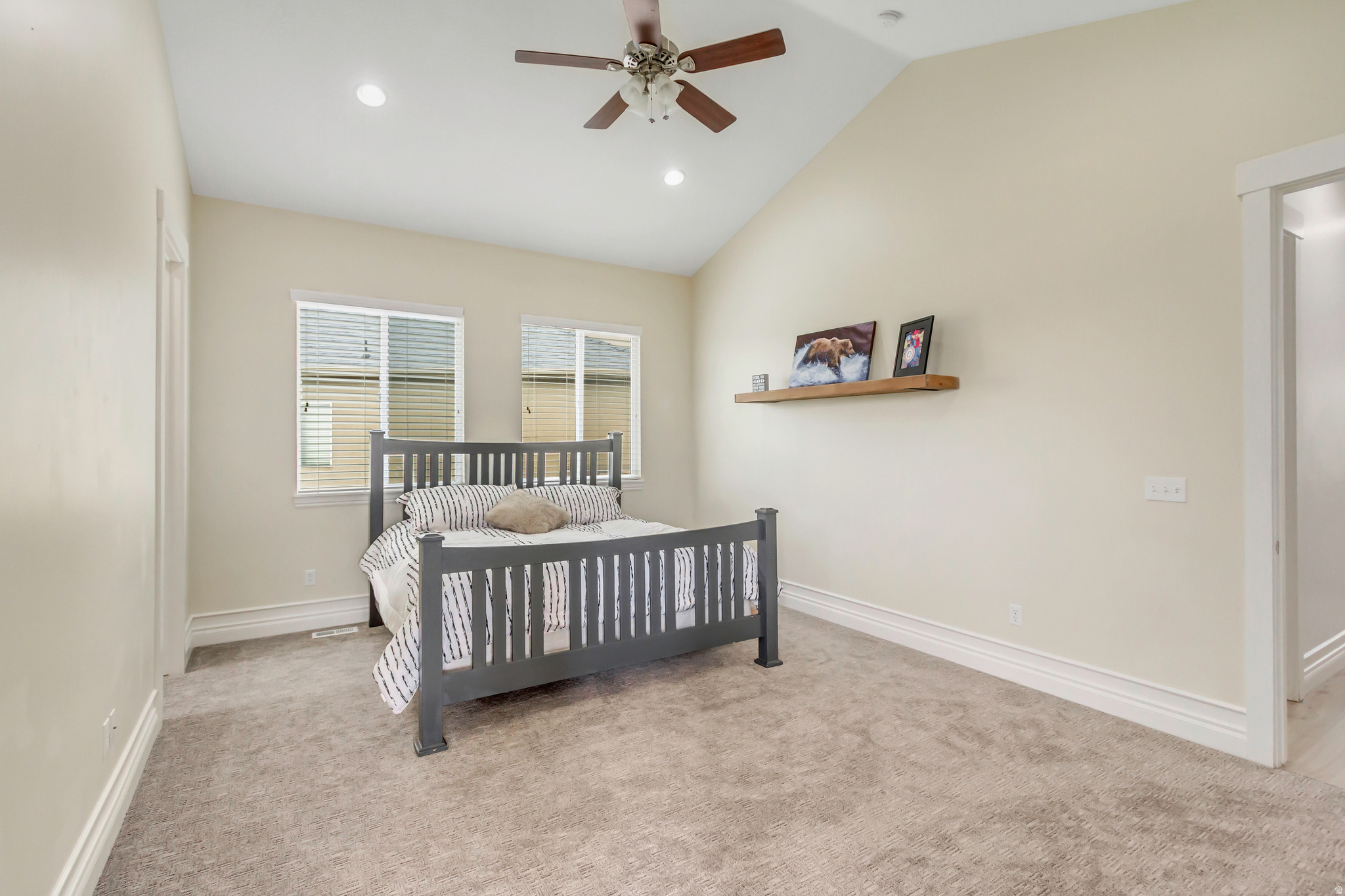 JORDAN HEIGHTS - Residential