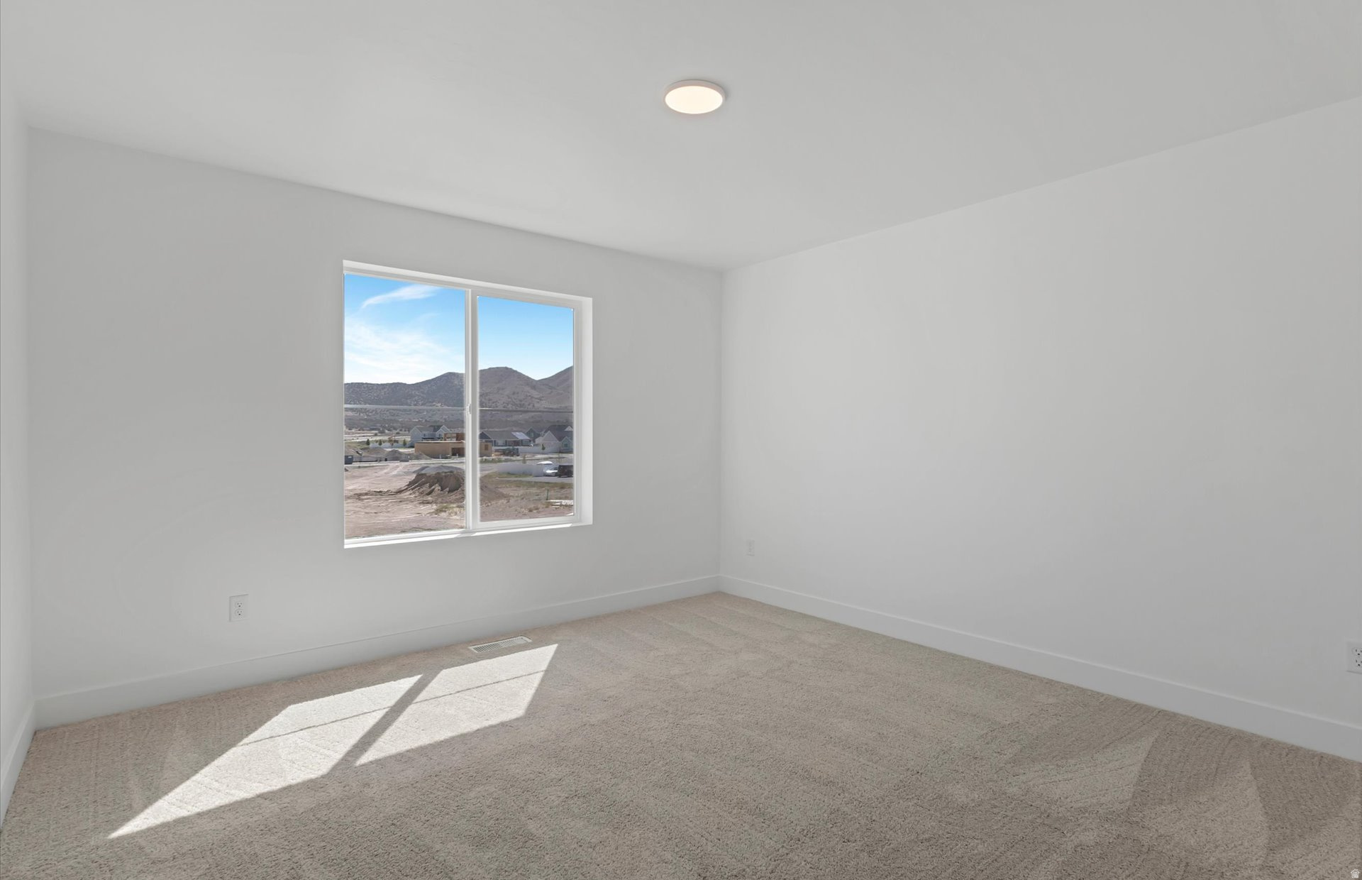 MOUNTAIN VISTA AT SUNSET FLATS - Residential
