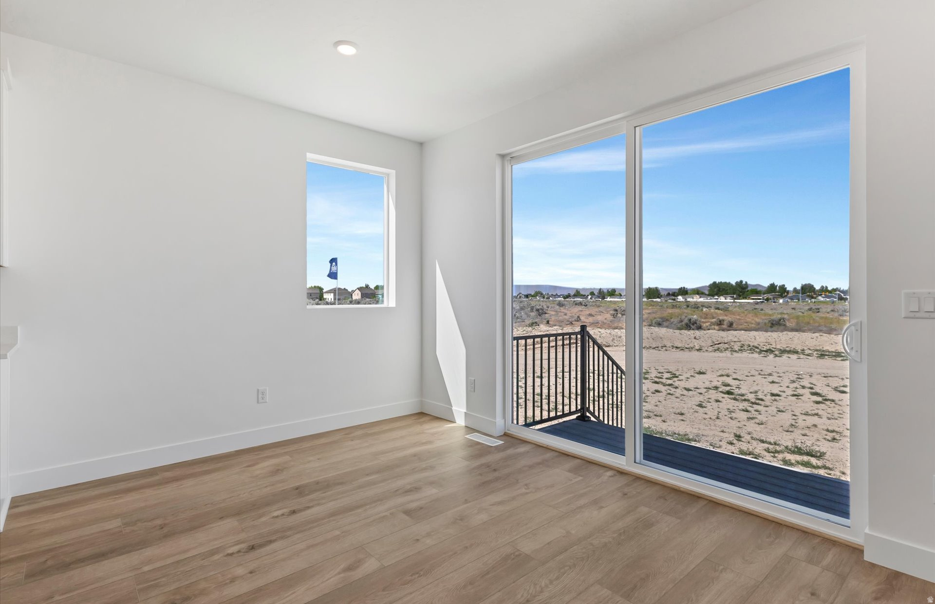 MOUNTAIN VISTA AT SUNSET FLATS - Residential