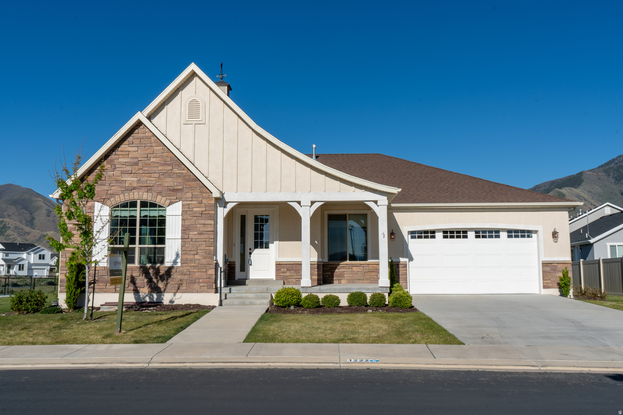 WHISPER ROCK PUD - Residential