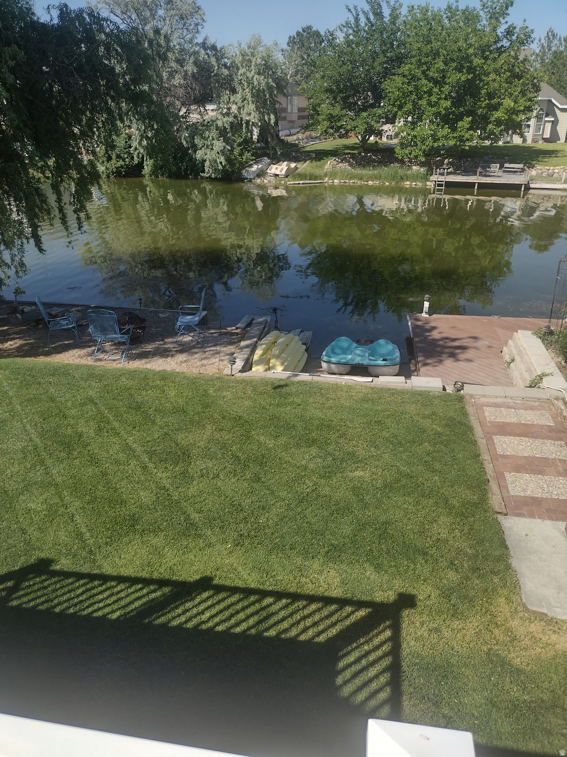 CAPTAINS ISLAND - Residential