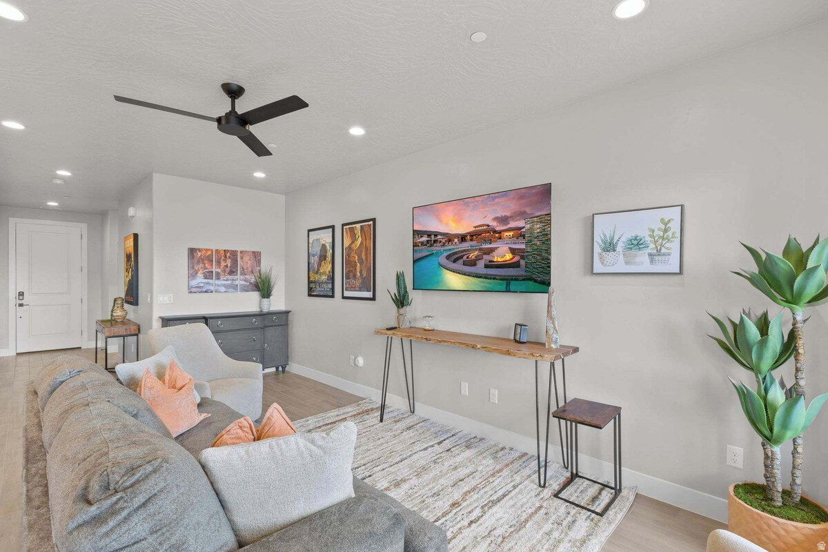 ZION VILLAGE TOWNHOMES - Residential