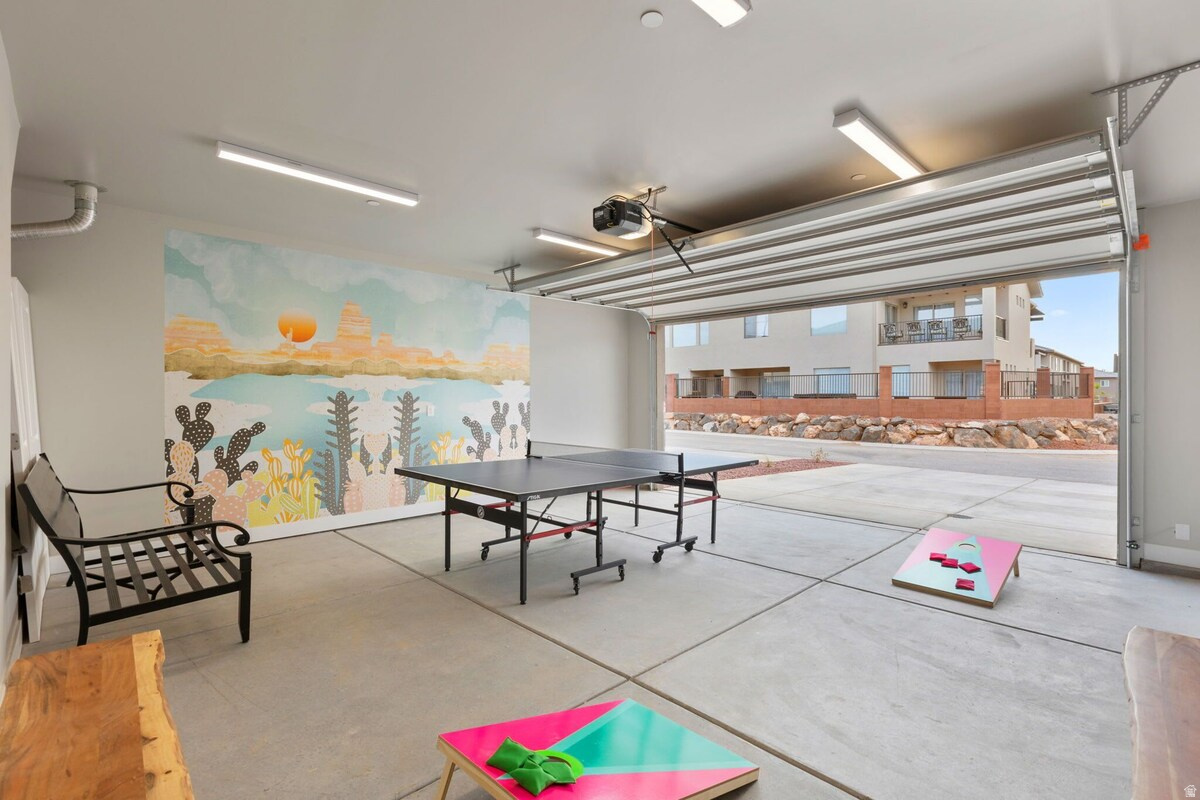 ZION VILLAGE TOWNHOMES - Residential