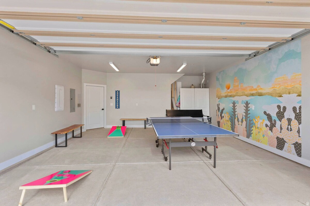 ZION VILLAGE TOWNHOMES - Residential