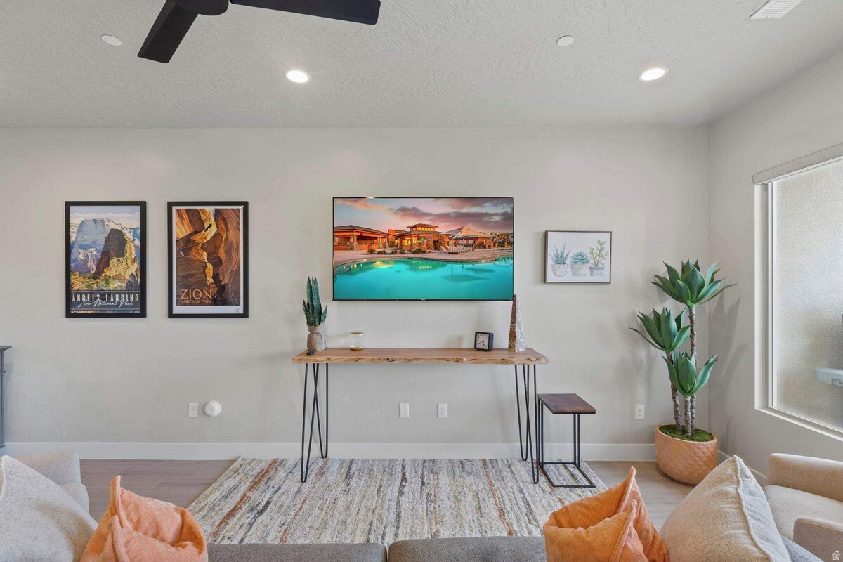 ZION VILLAGE TOWNHOMES - Residential