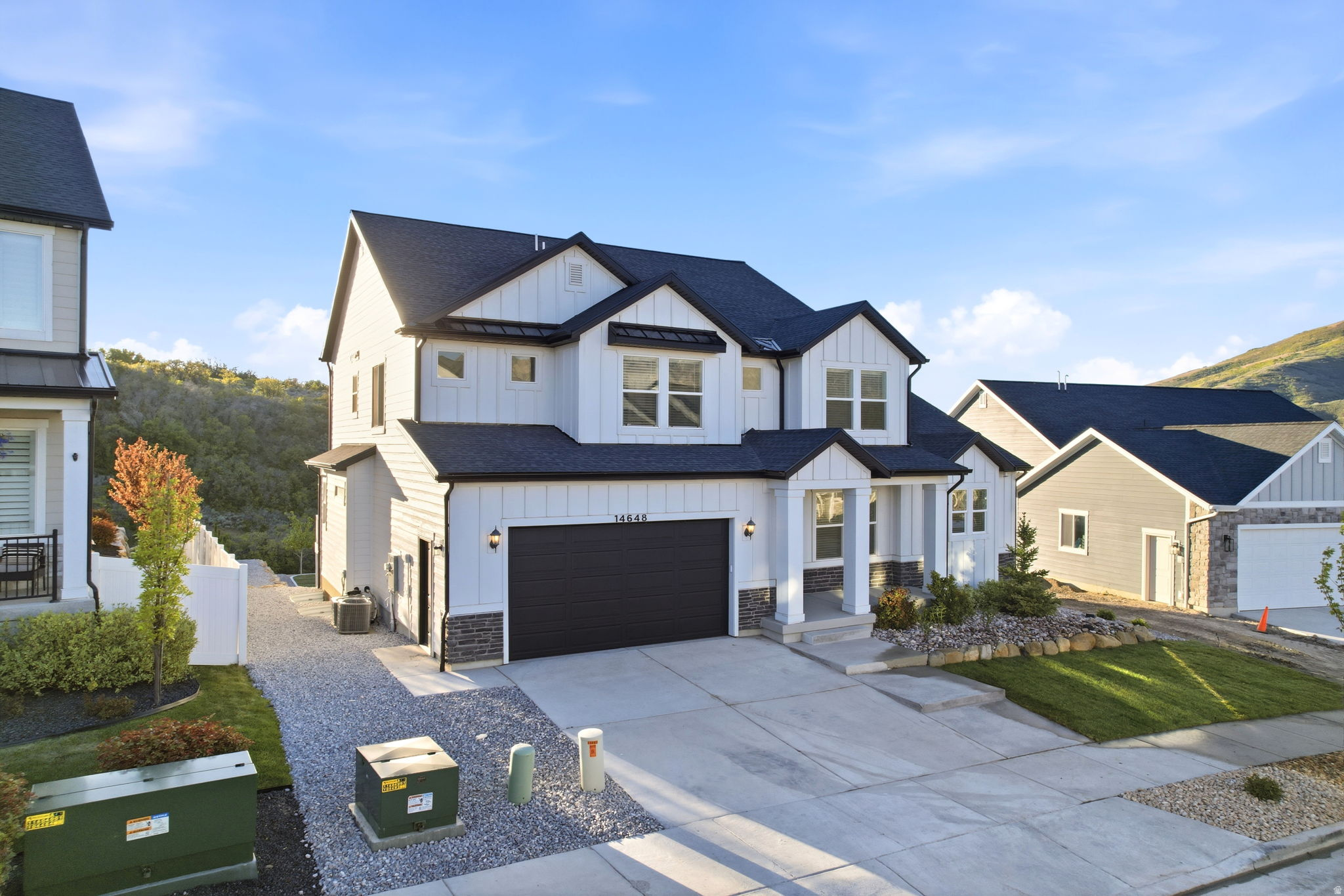 HIDDEN CANYON - Residential