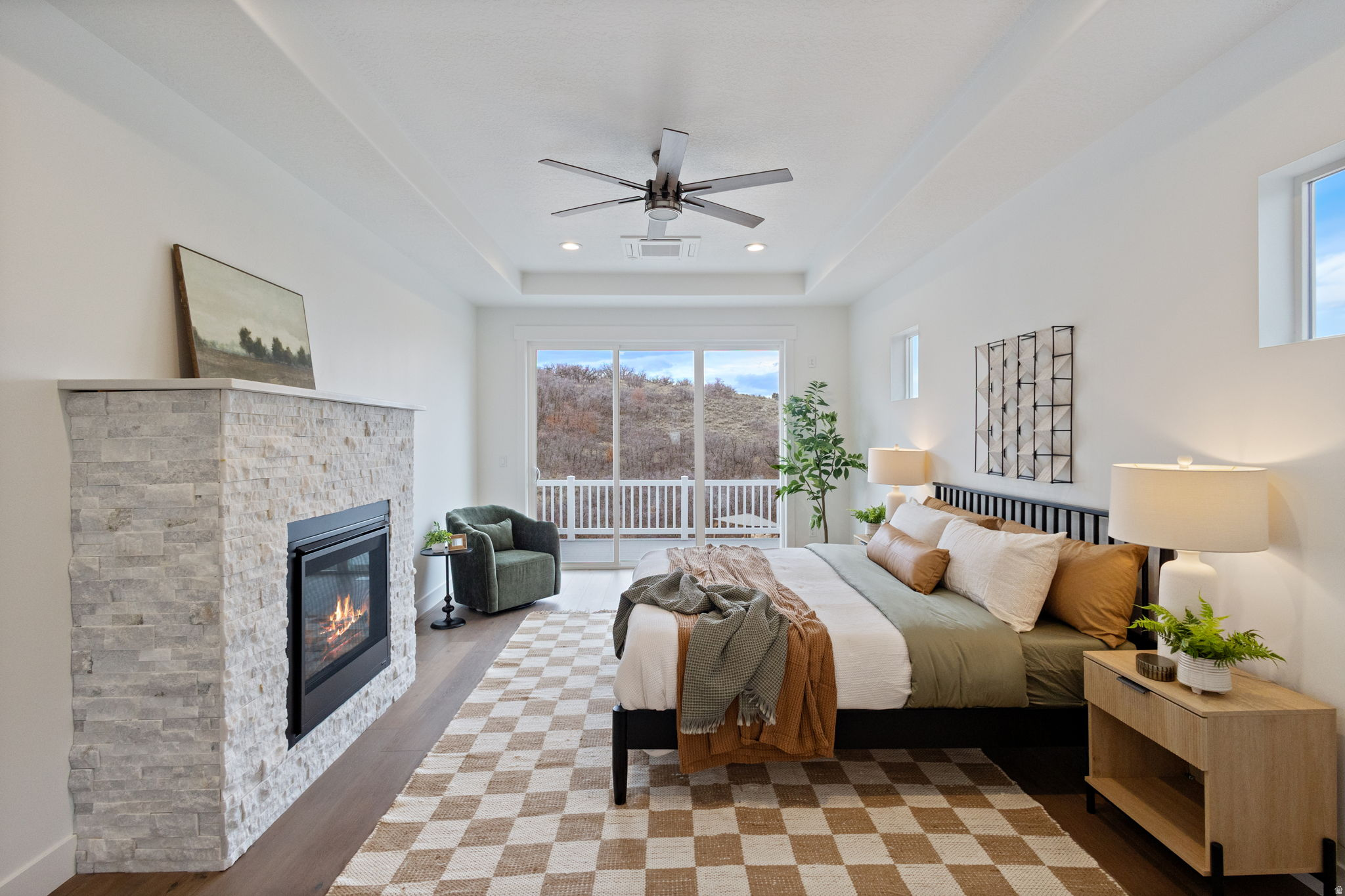 HIDDEN CANYON - Residential