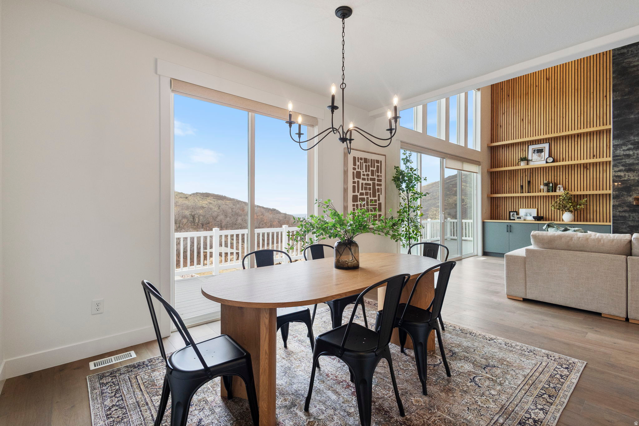 HIDDEN CANYON - Residential