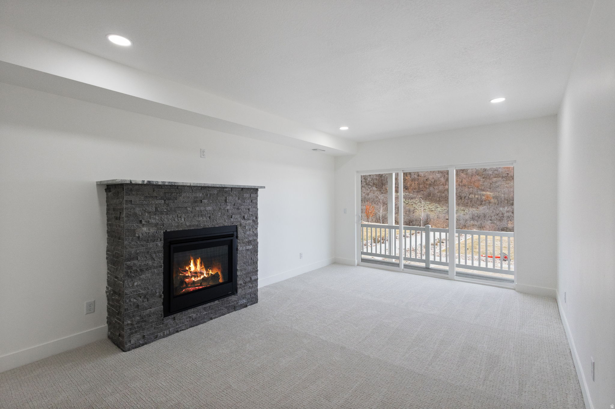 HIDDEN CANYON - Residential
