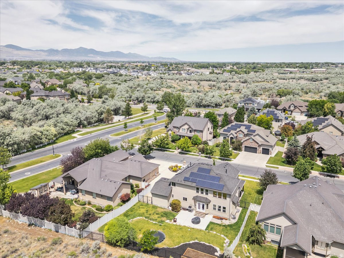SPRING VIEW FARMS - Residential