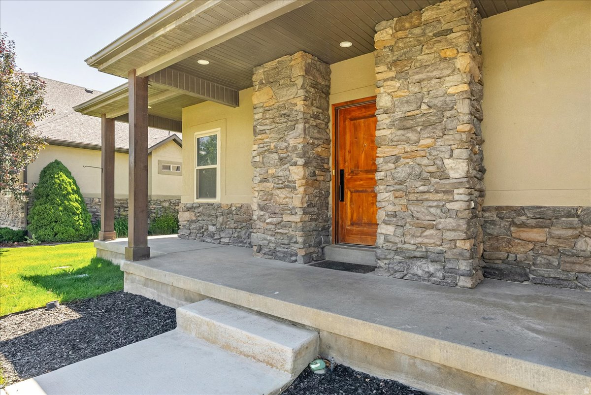 SPRING VIEW FARMS - Residential