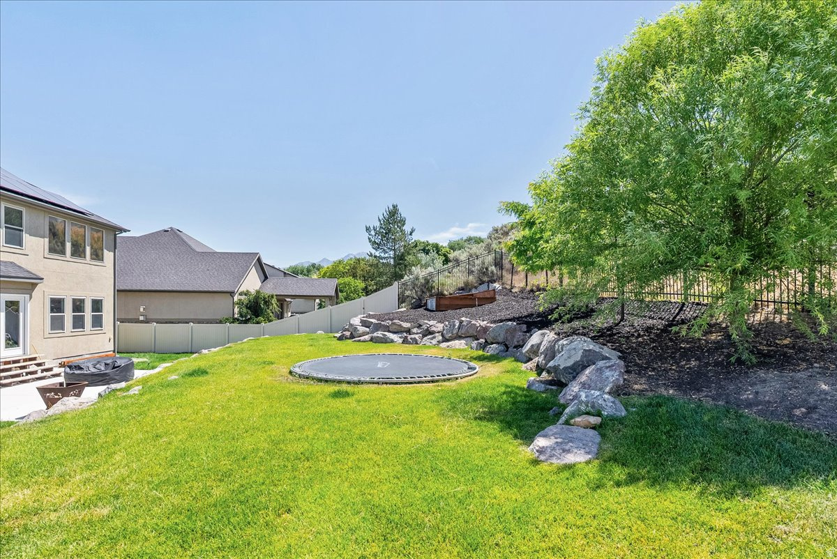 SPRING VIEW FARMS - Residential