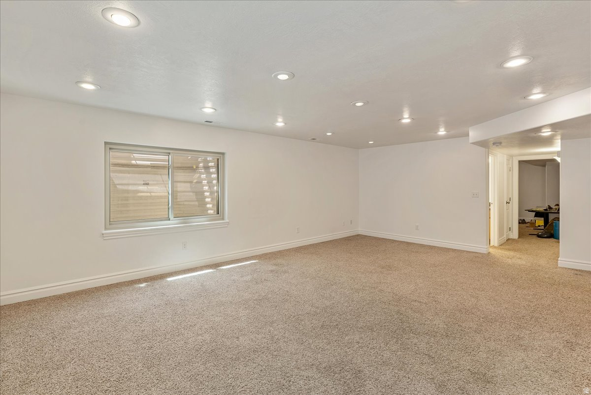 SPRING VIEW FARMS - Residential