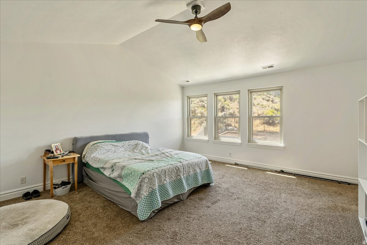 SPRING VIEW FARMS - Residential