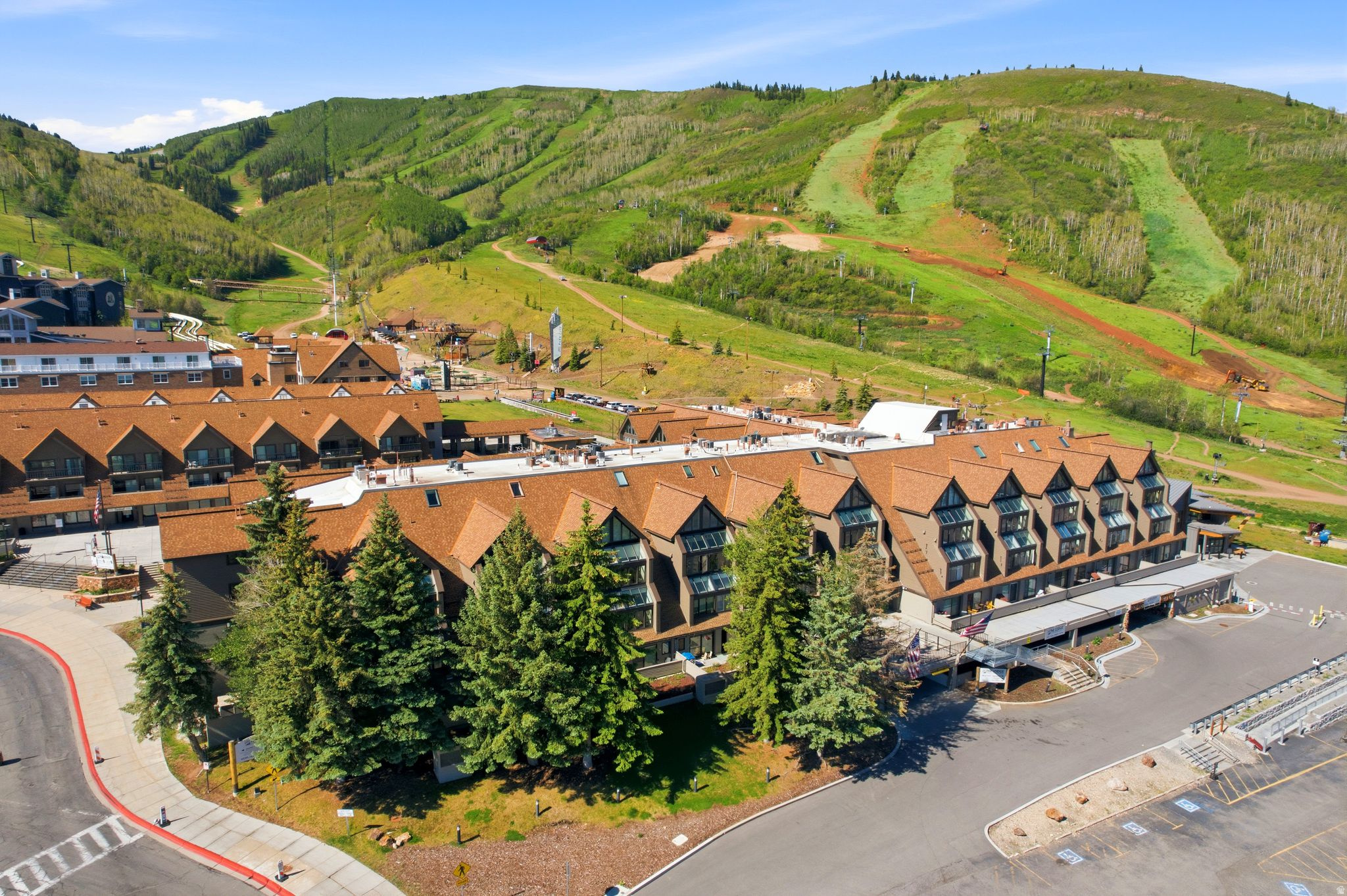 RESORT CENTER CONDOMINIUMS - Residential