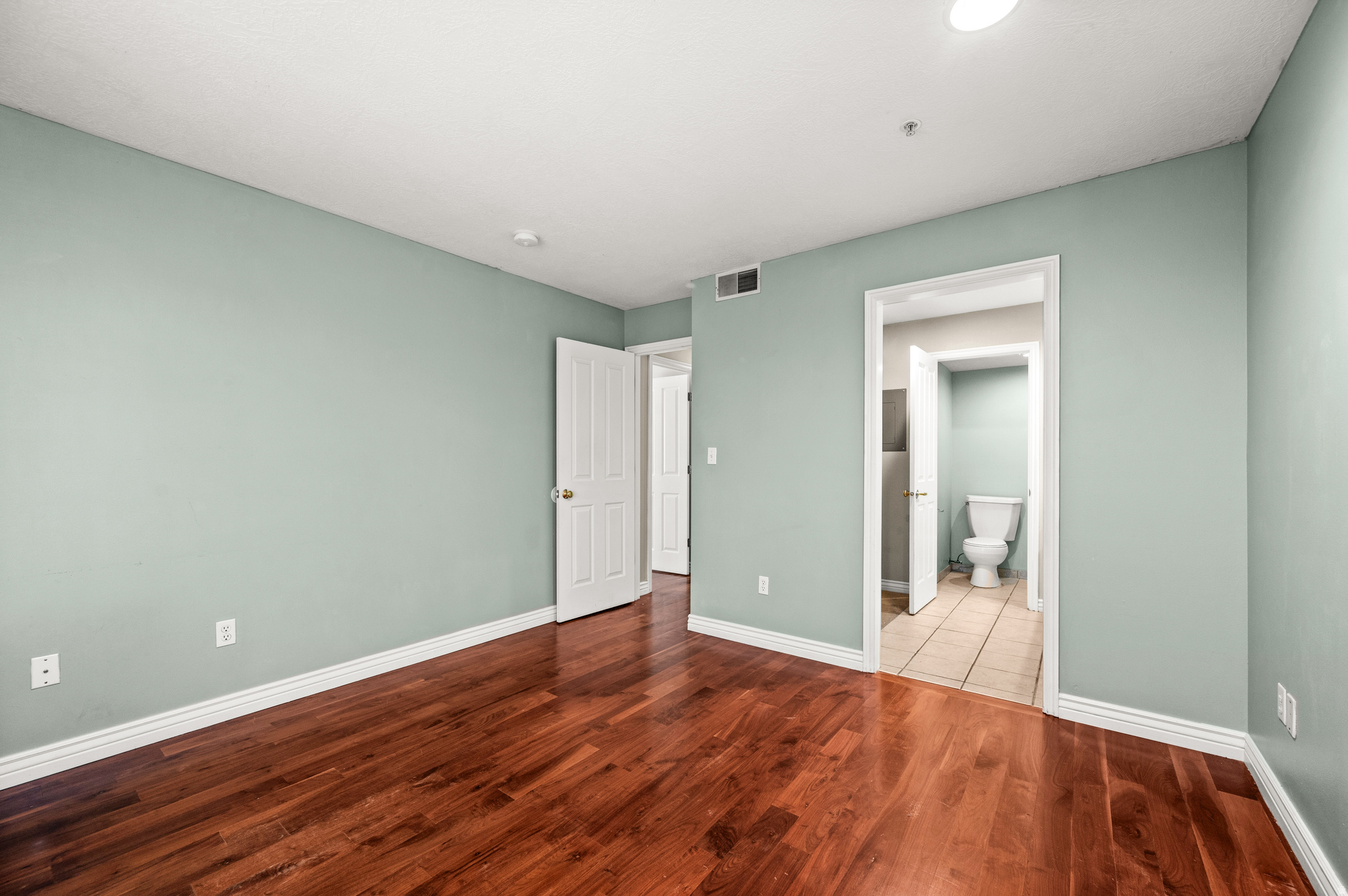 GRANDVIEW GATEWAY - Residential