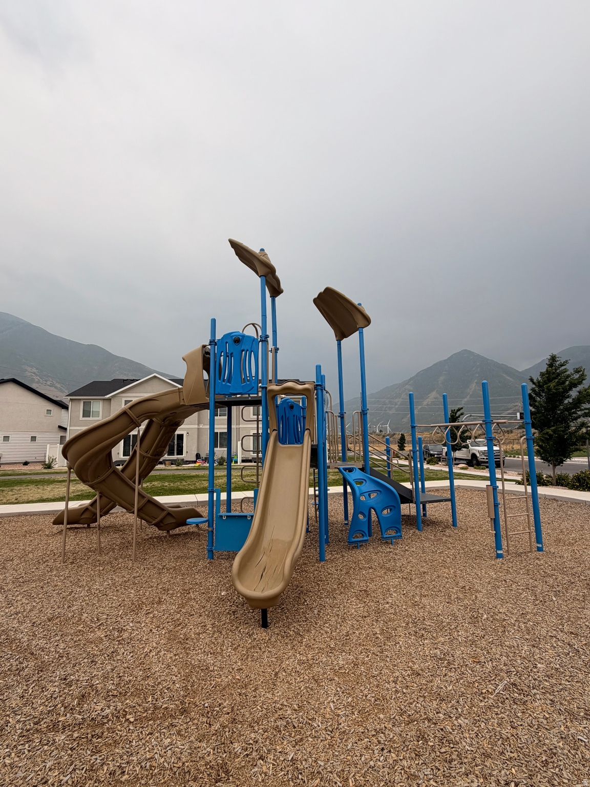QUIET VALLEY - Residential