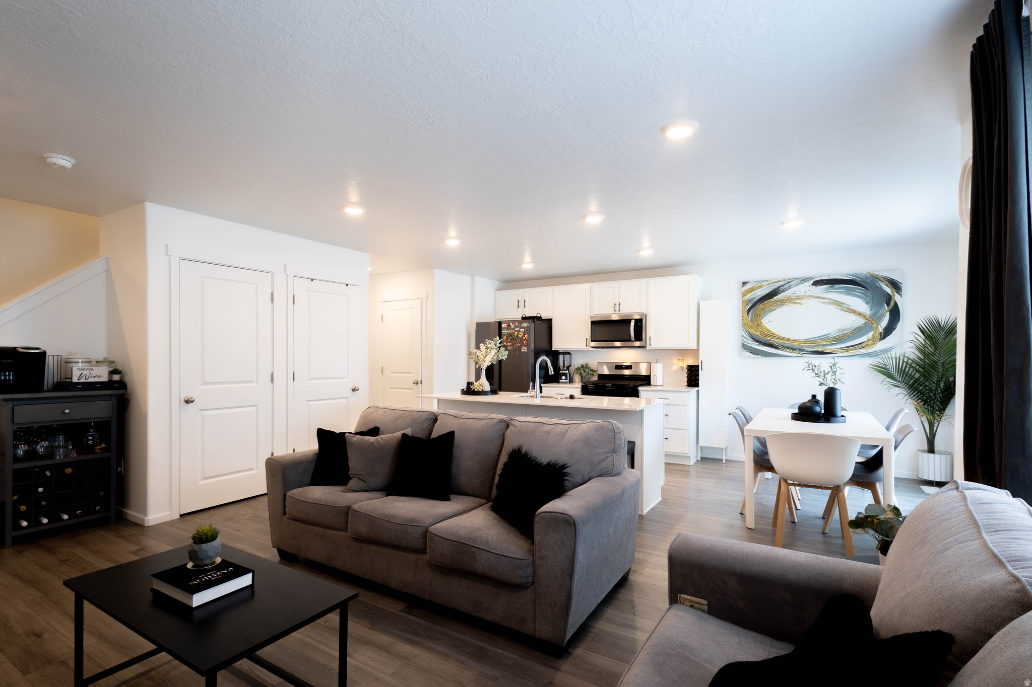 QUIET VALLEY - Residential