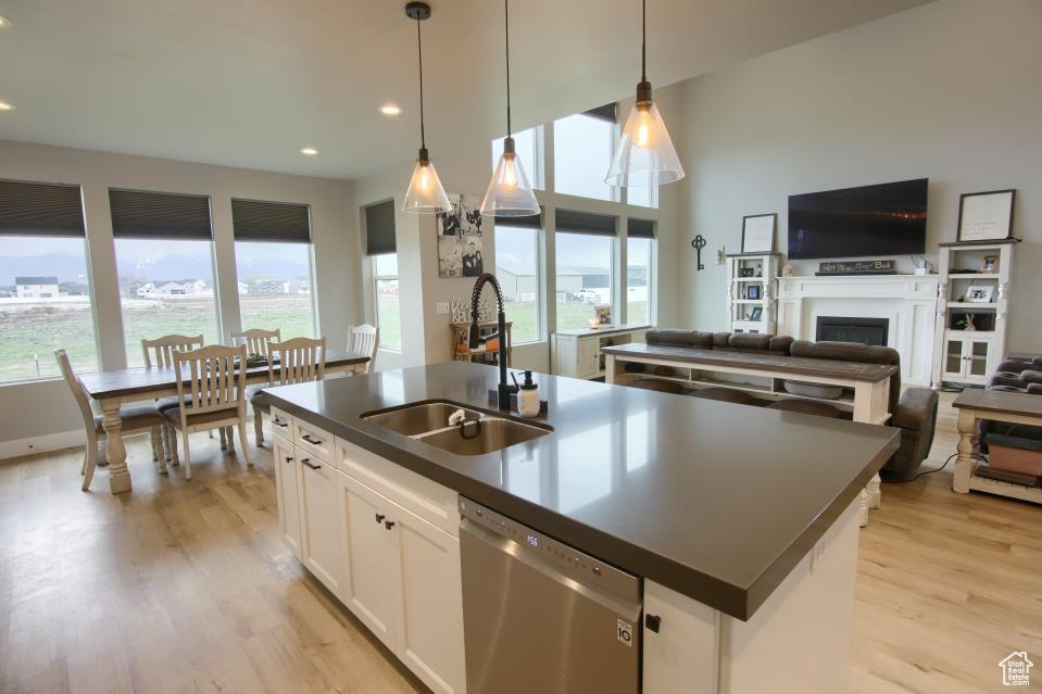 SUNSET EQUESTRIAN - Residential