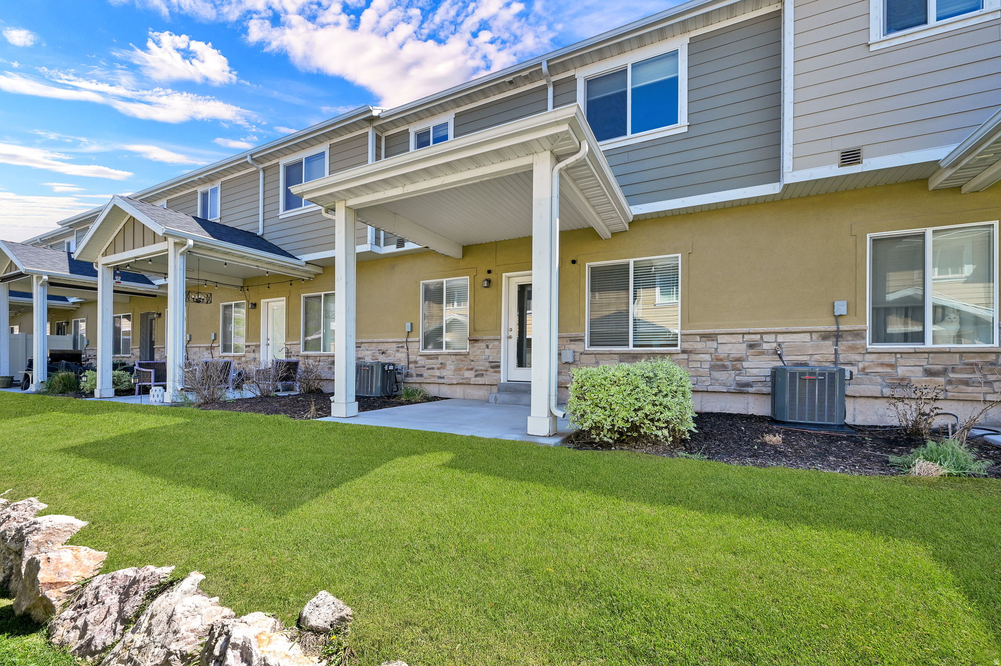 RIVERBEND - Residential