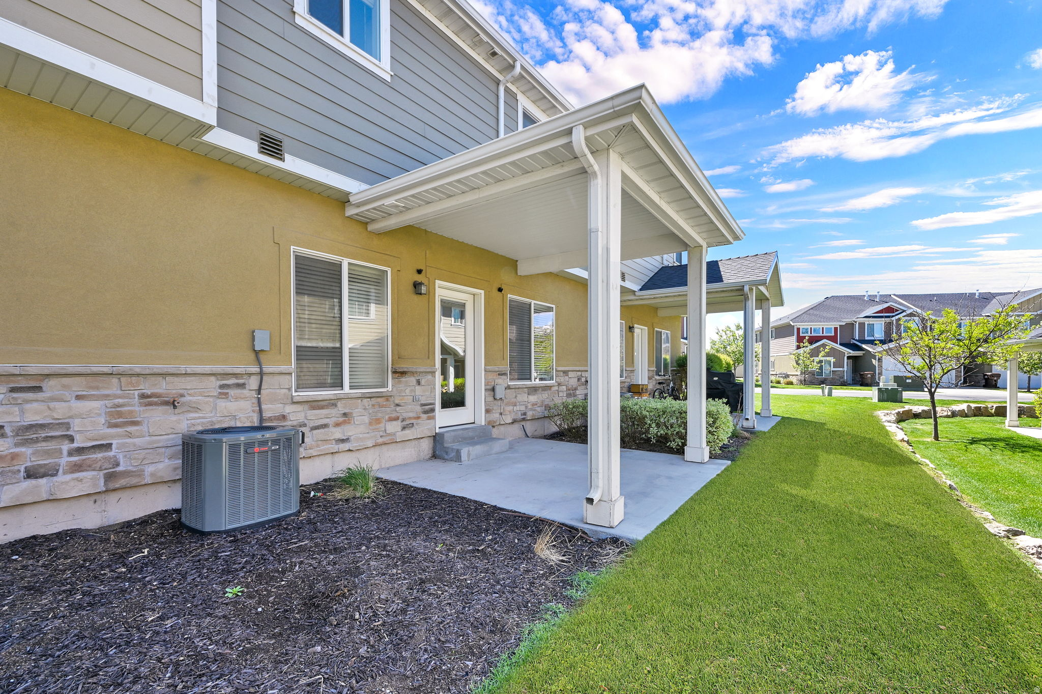 RIVERBEND - Residential