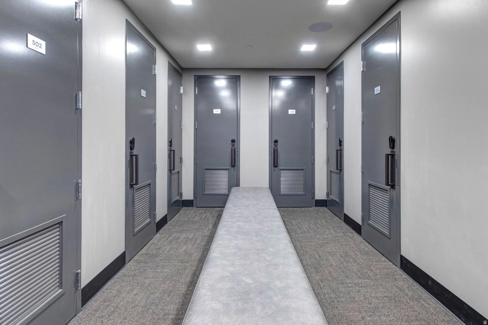 EMPIRE RESIDENCES - Residential