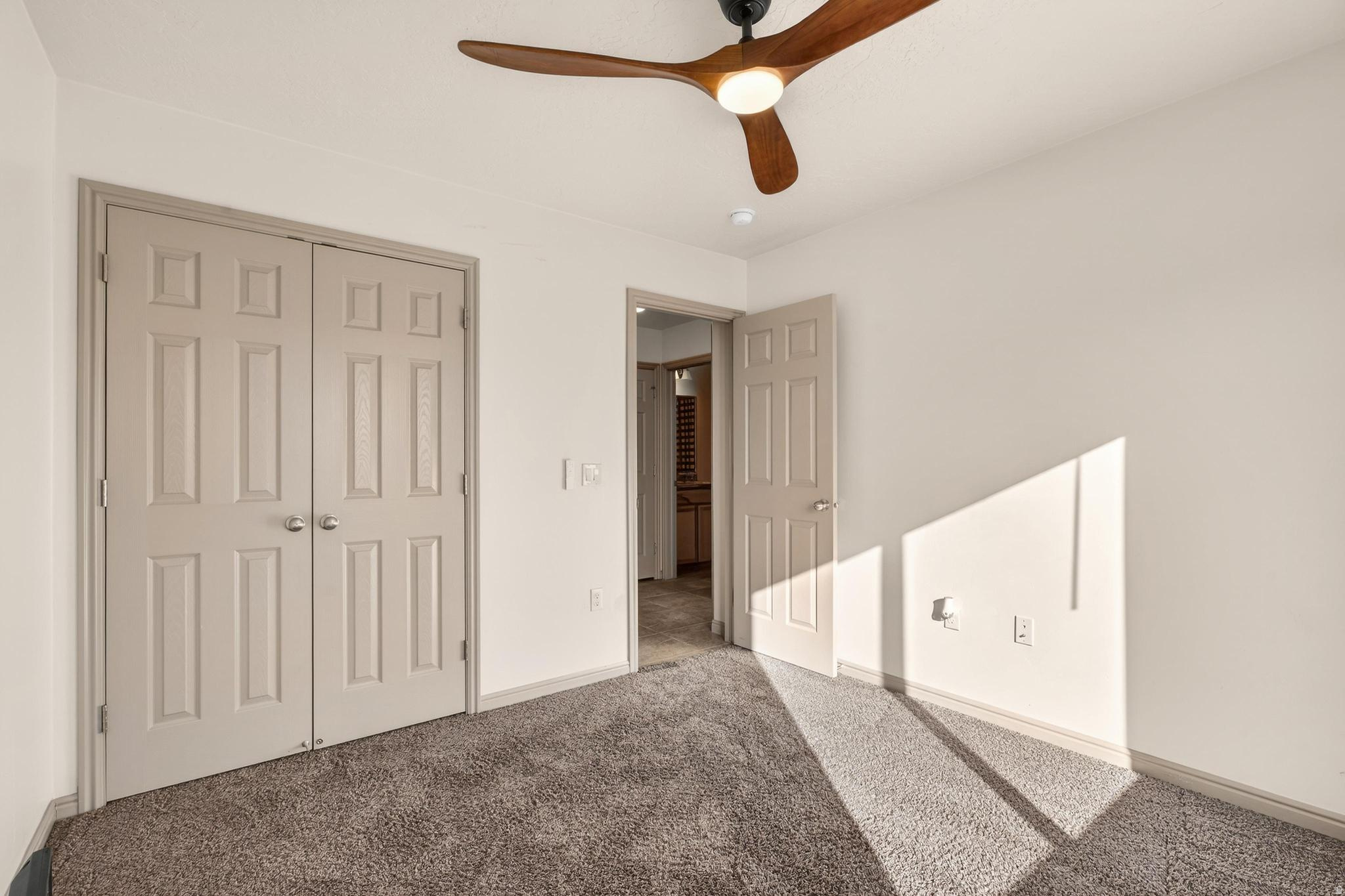 ENGLISH OAKS EST 1 AMD - Residential