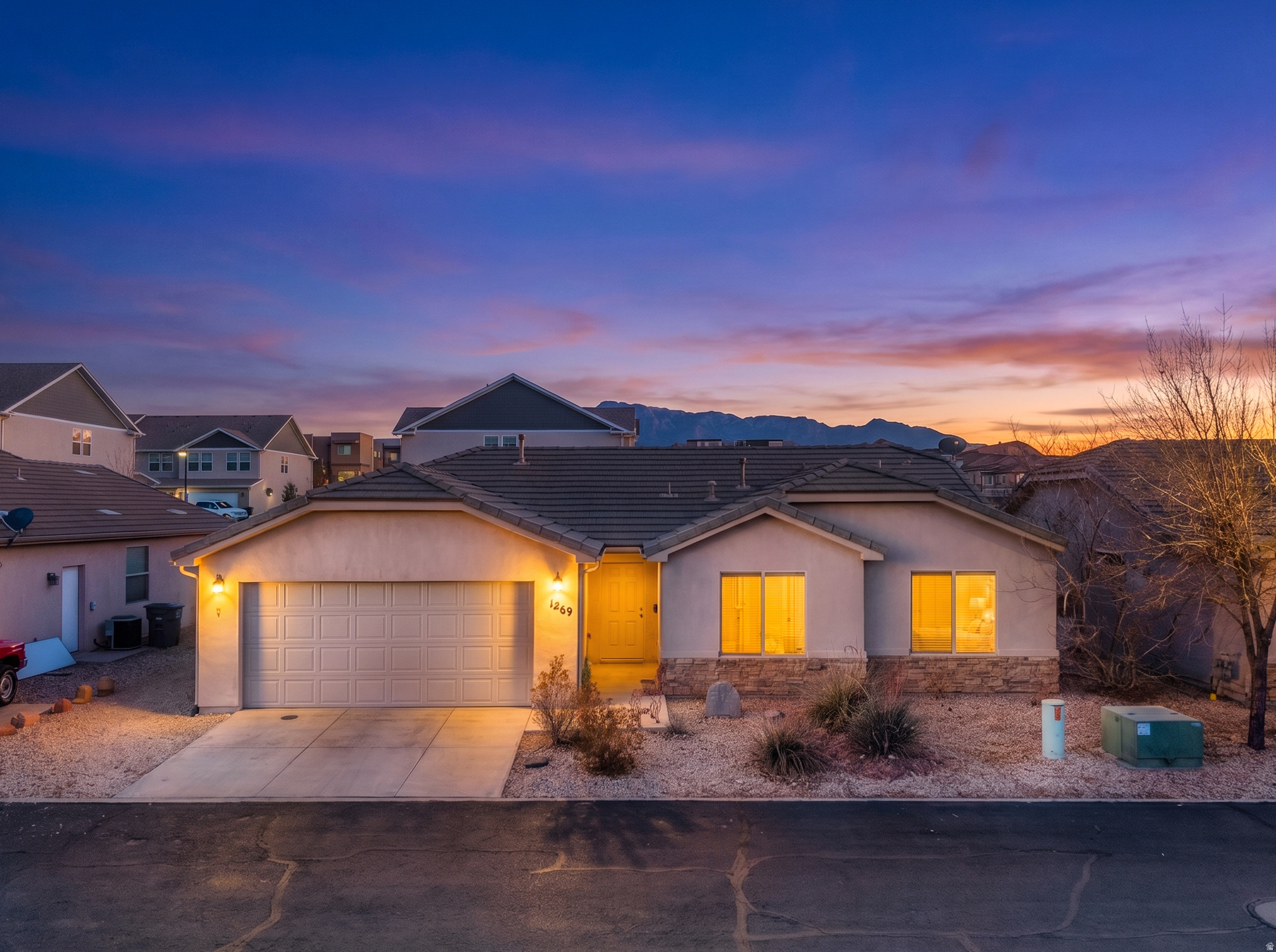 ENGLISH OAKS EST 1 AMD - Residential