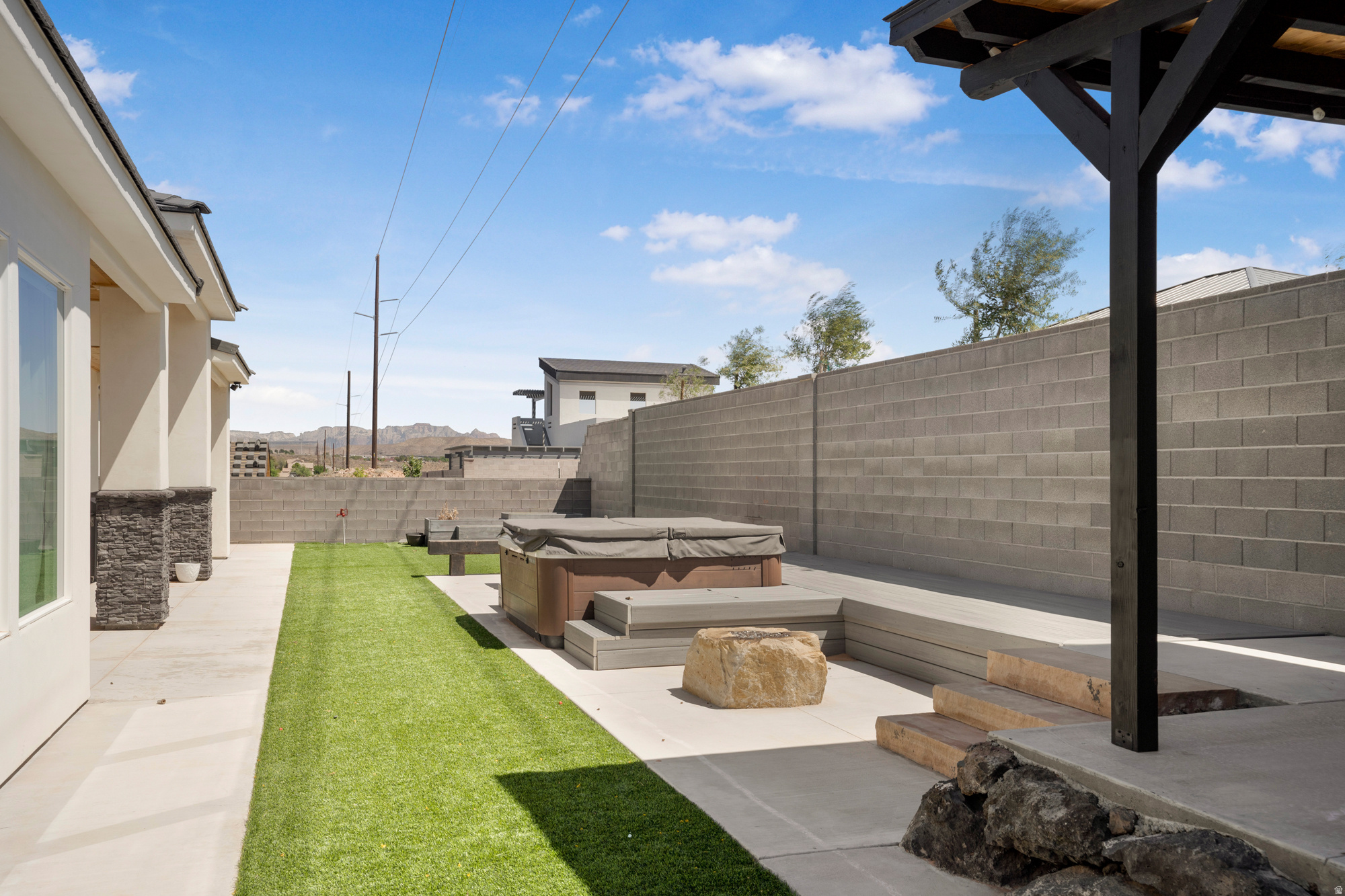 FIREROCK 3 - Residential