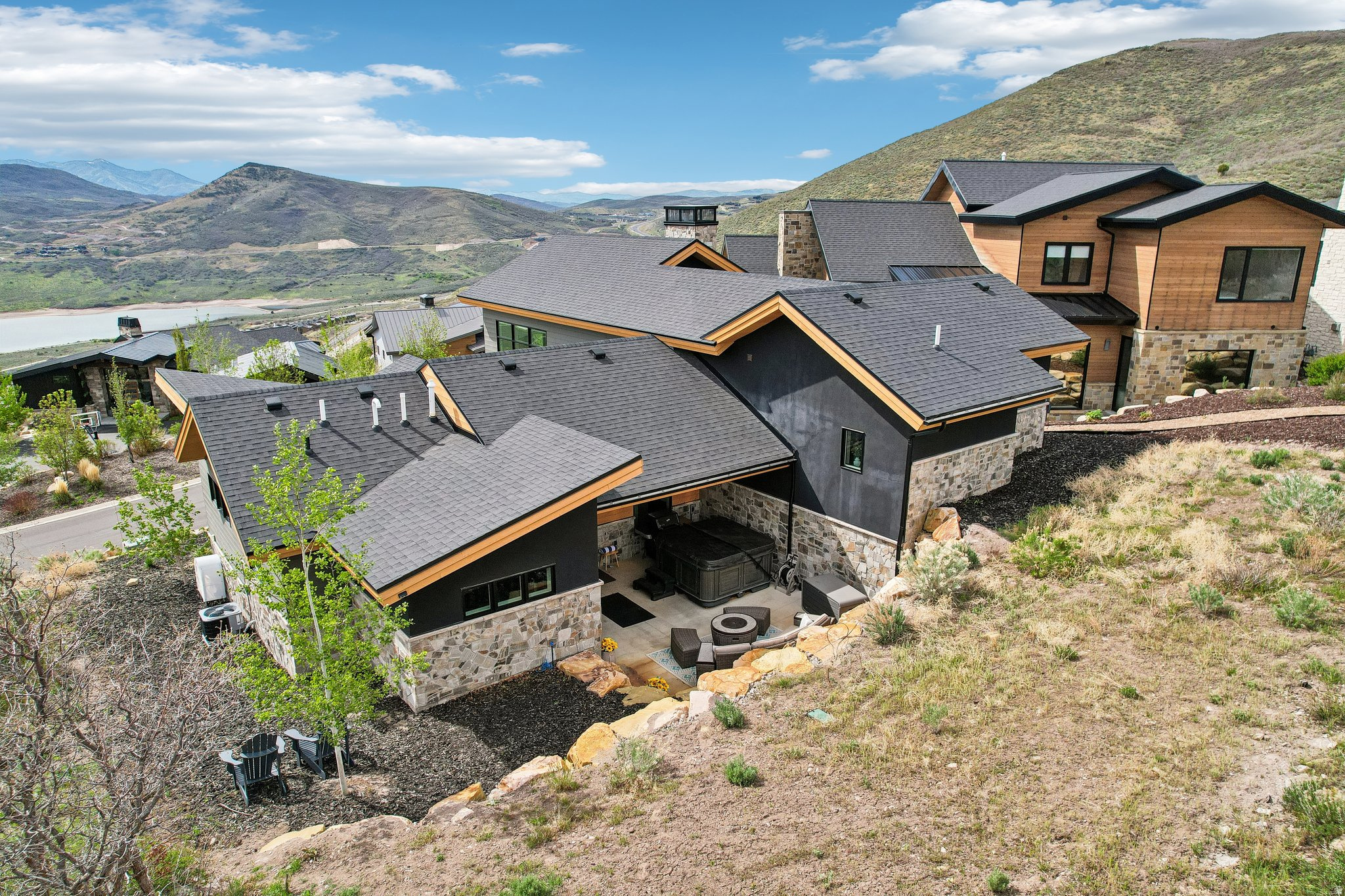 SOARING HAWK - Residential