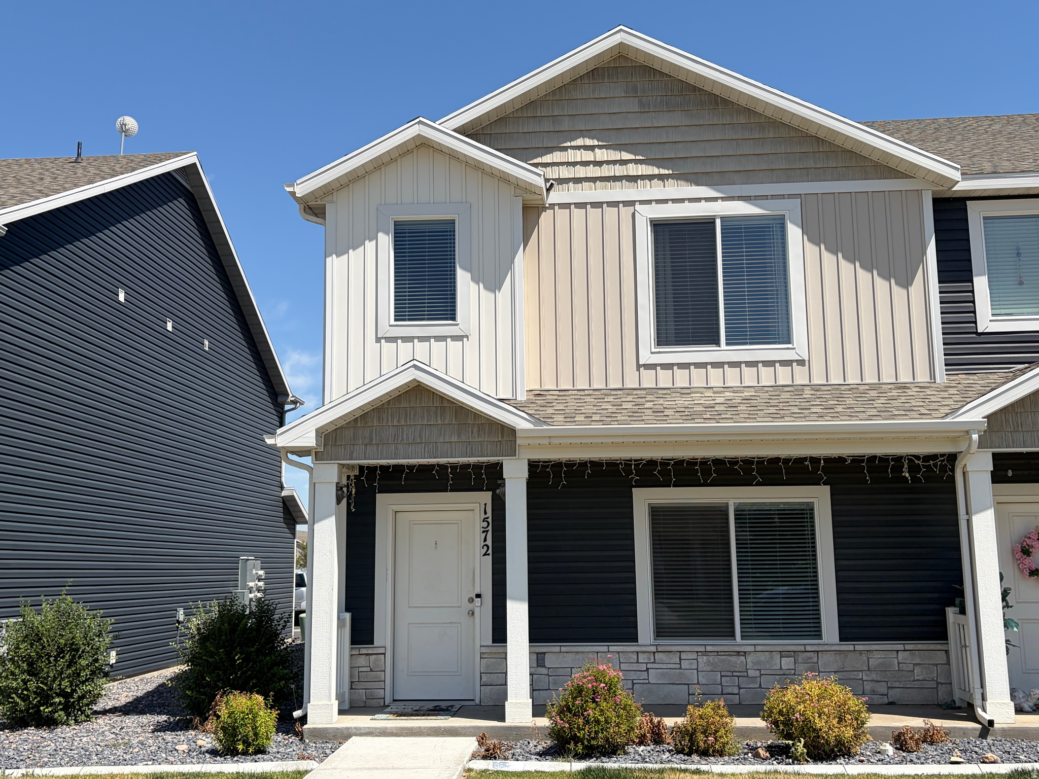 Welcome Home to Your view of Hyrums' east mountains.  Town home end unit offer 3 bedrooms 2.5 baths, with tons of room in Primaru suite with huge walk in closet.  Come stay and play in Pool and hot tub. Tons of open areas and room to play outside.