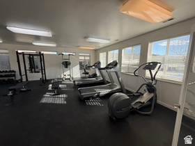 HILLCREST CONDO - Residential