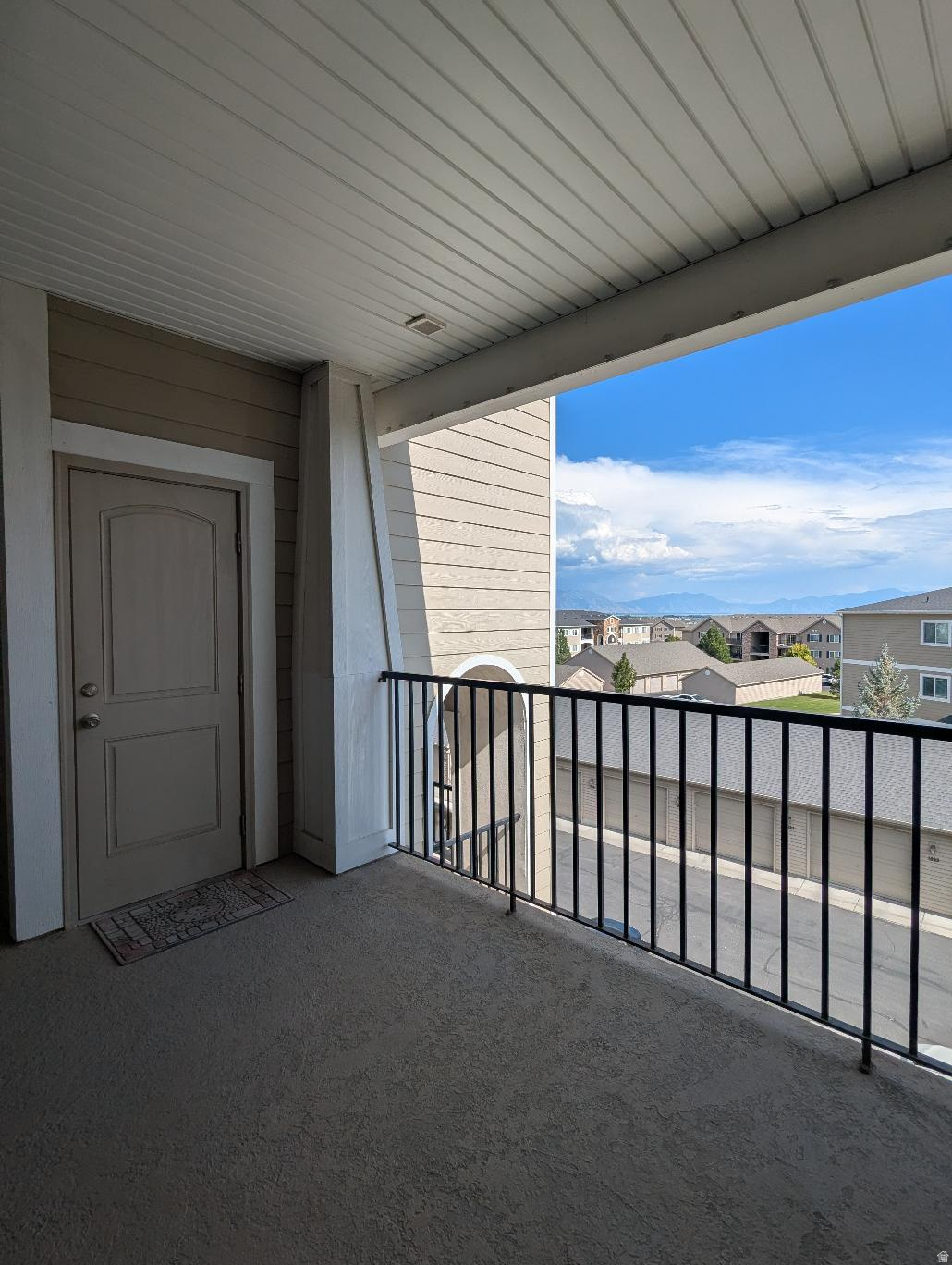 HILLCREST CONDO - Residential