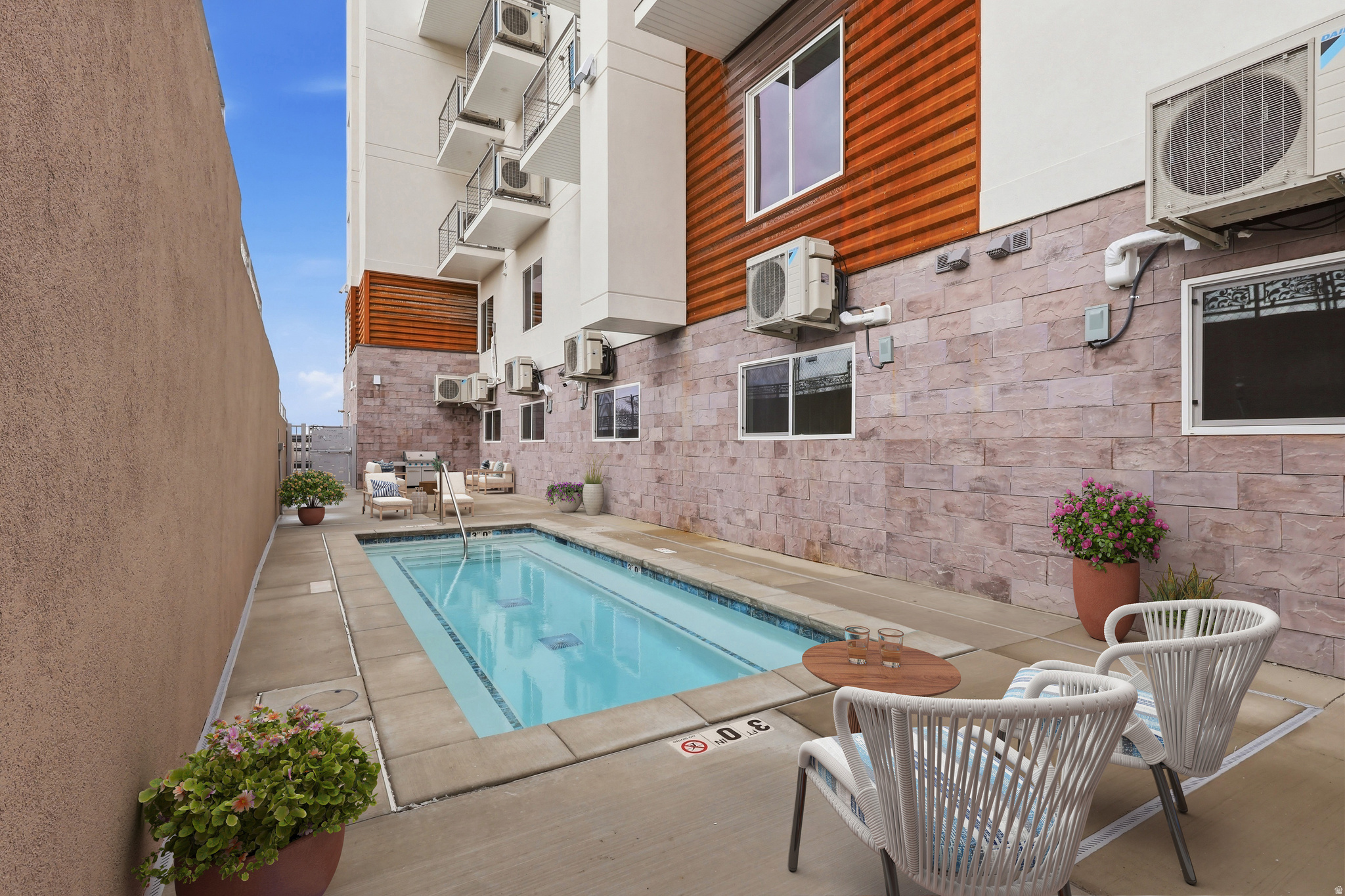 LOFTS AT FALCON RIDGE - Residential