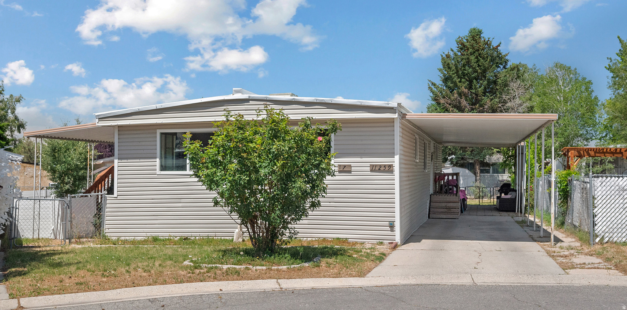 CRESCENTWOOD VILLAGE - Residential