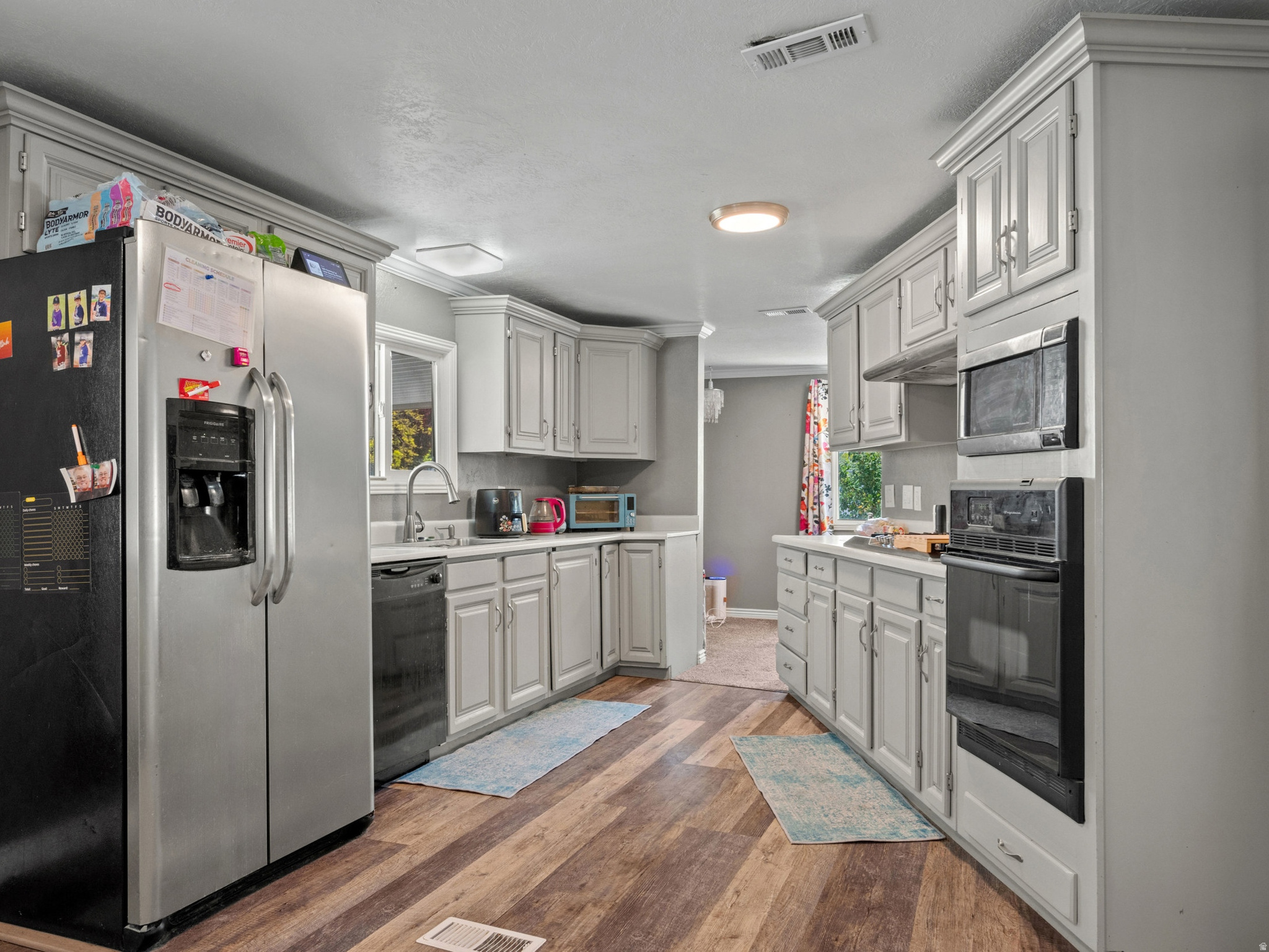 CRESCENTWOOD VILLAGE - Residential