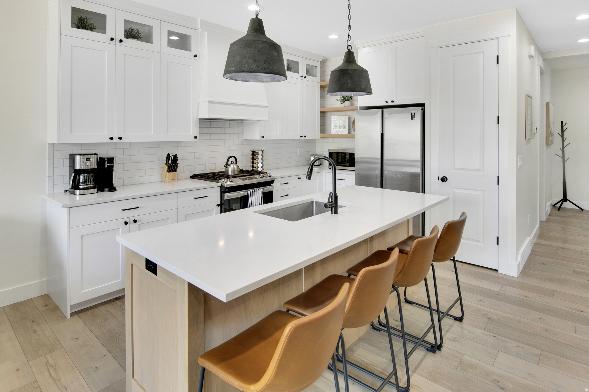 EDGEWATER BEACH RESORT - Residential