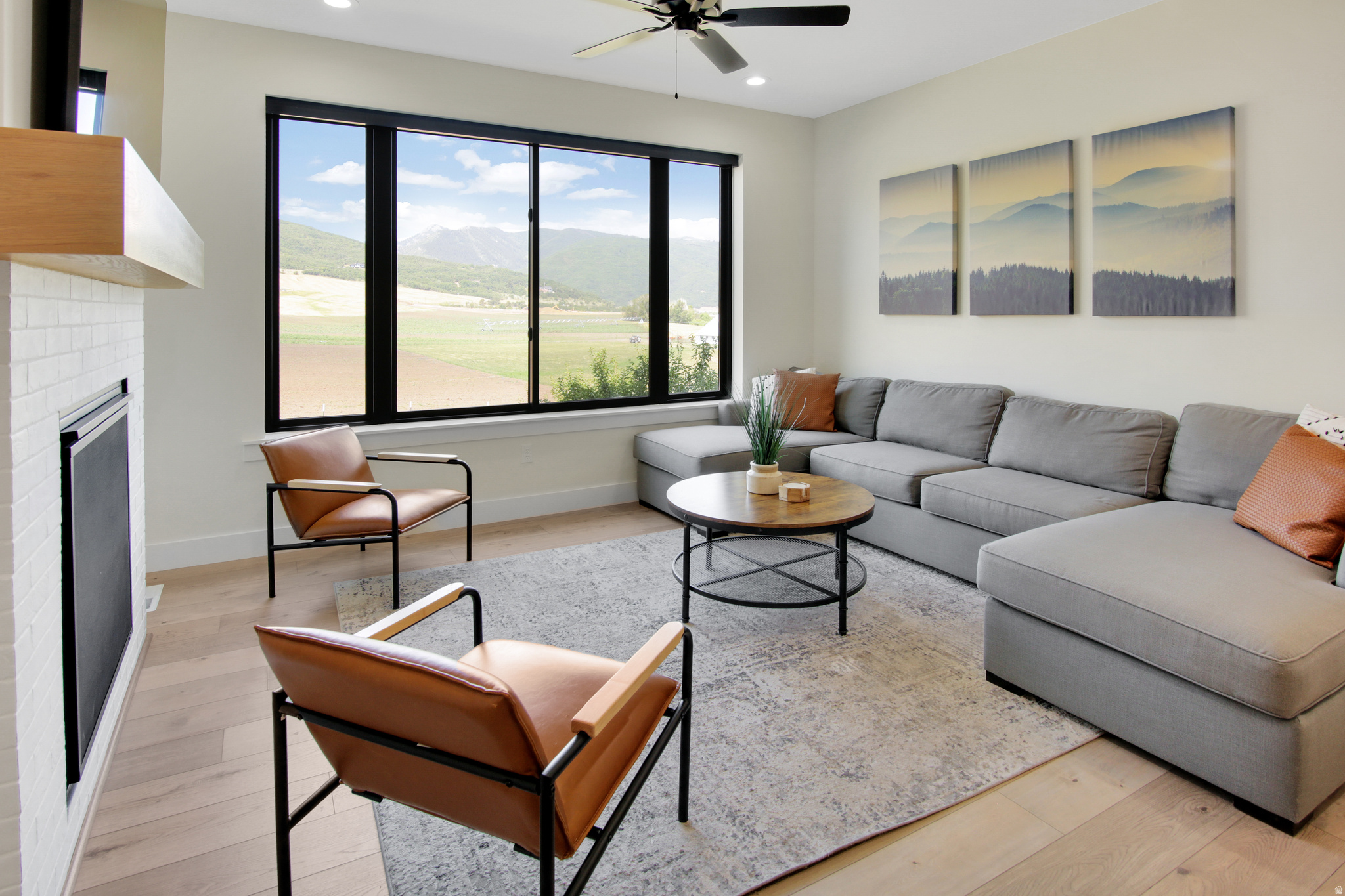 EDGEWATER BEACH RESORT - Residential