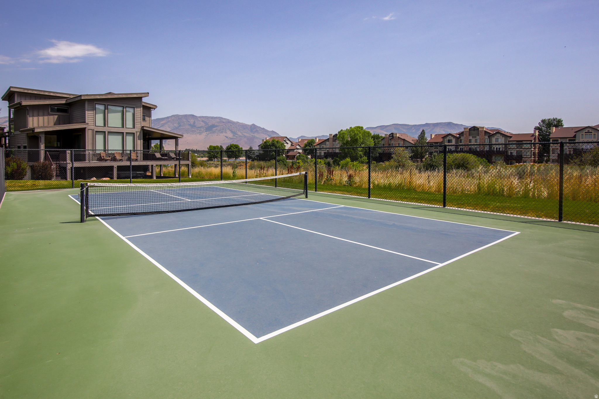 EDGEWATER BEACH RESORT - Residential