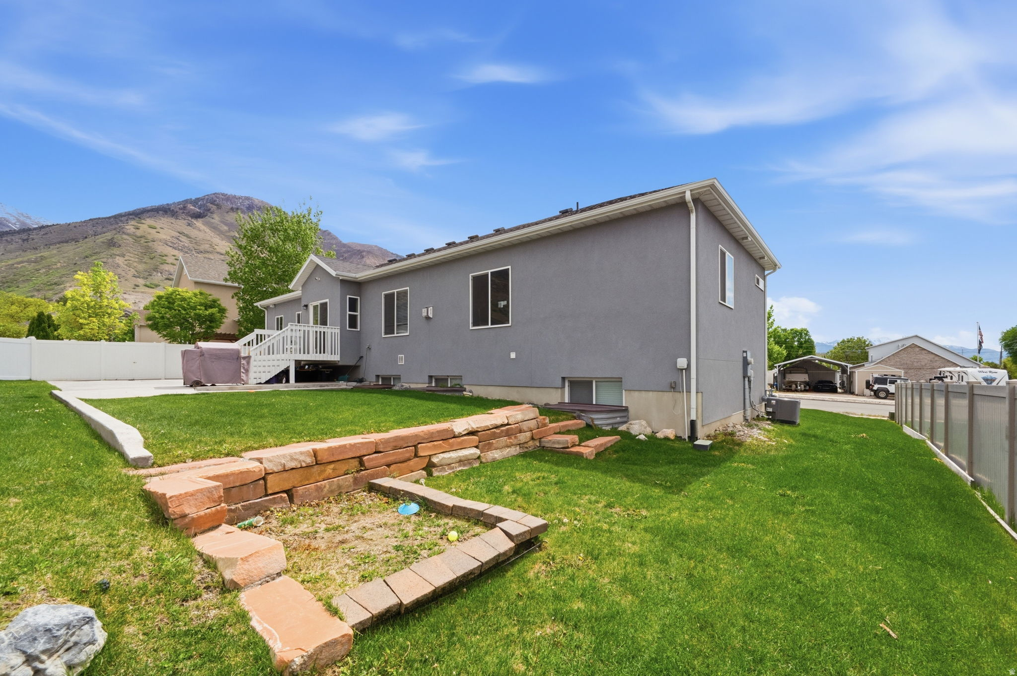 HILLSDALE HEIGHTS - Residential