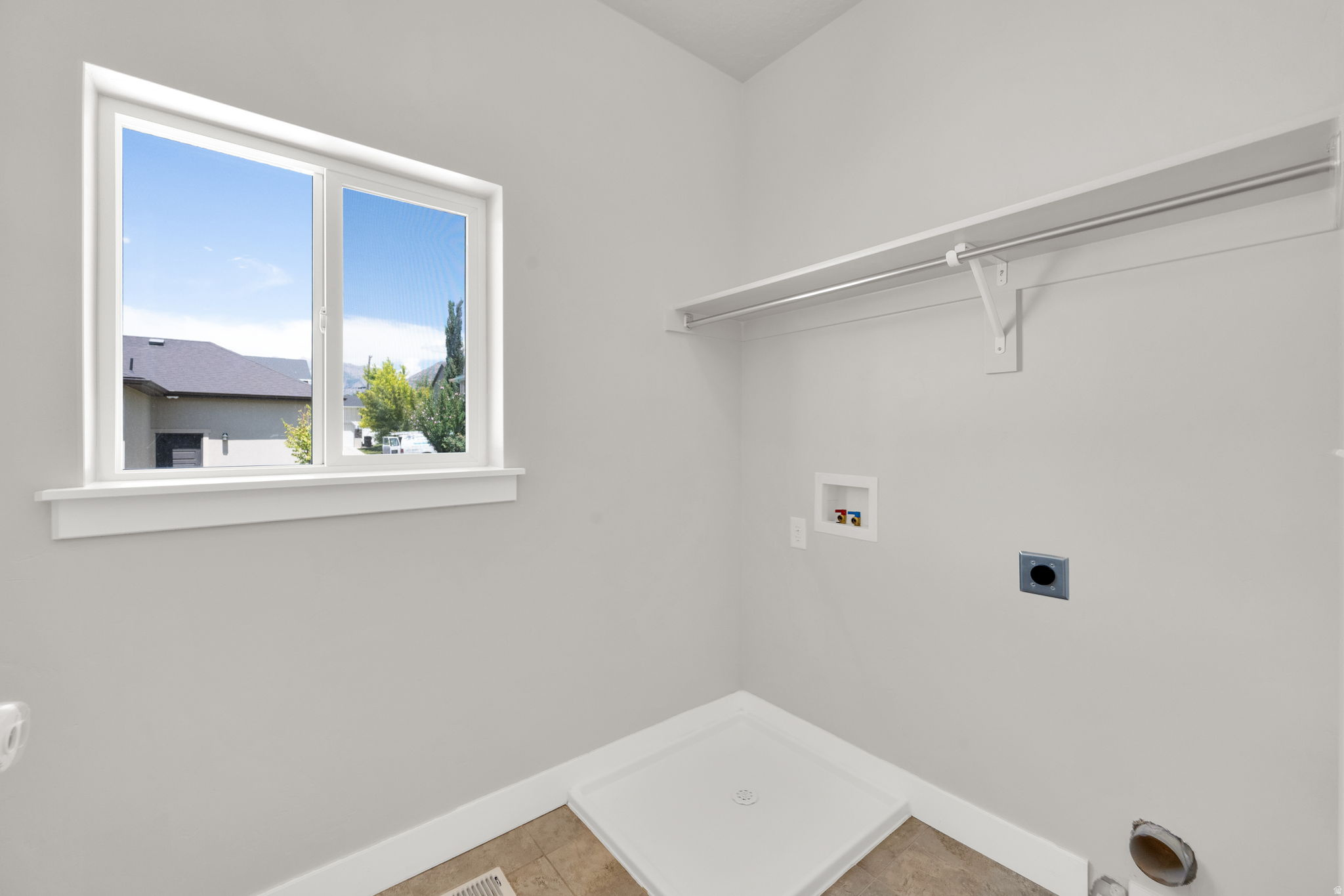 HILLSDALE HEIGHTS - Residential