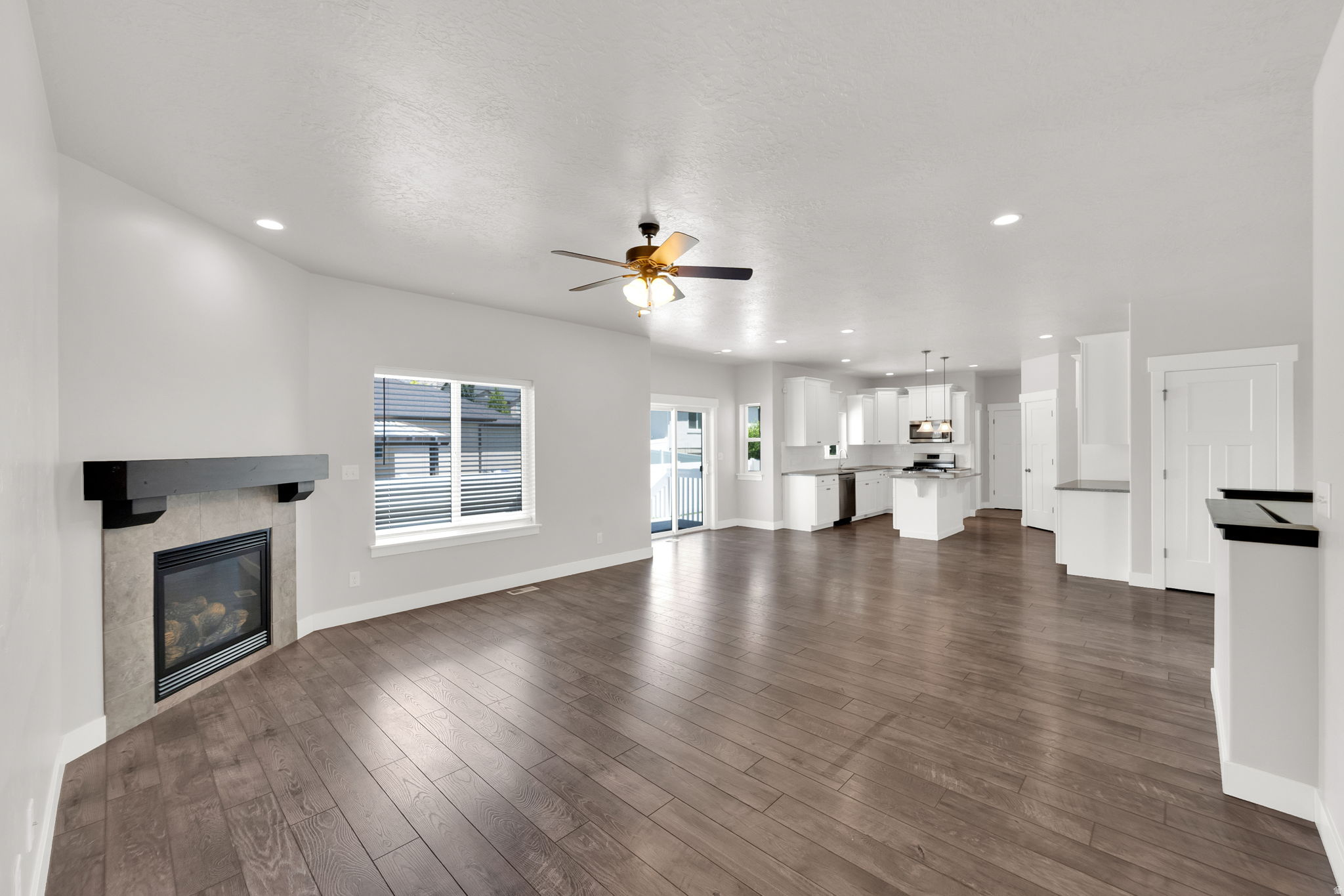HILLSDALE HEIGHTS - Residential