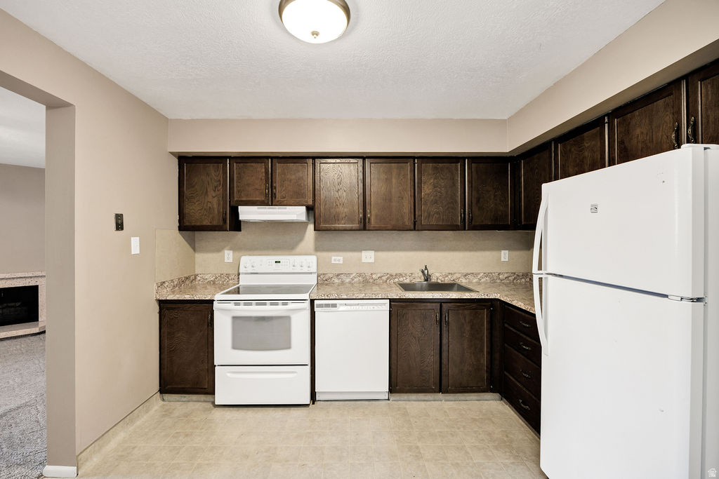 MT AIRE GARDENS COND - Residential